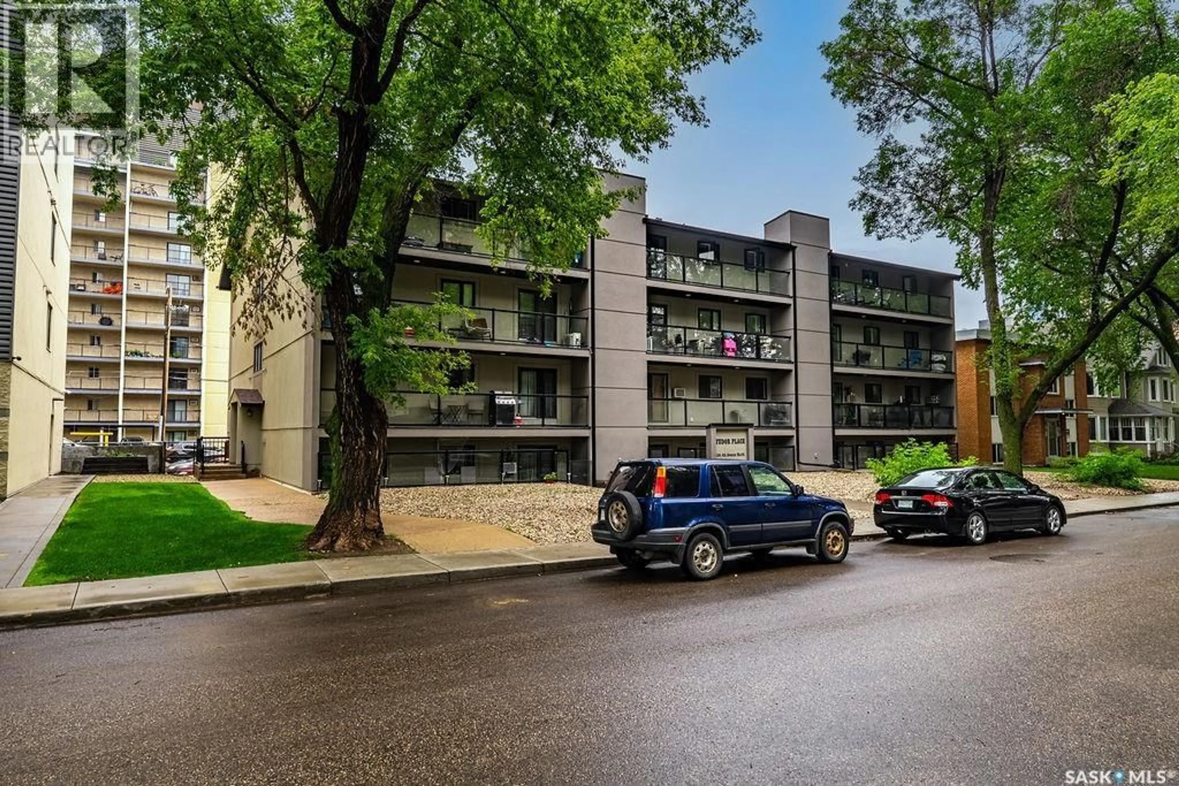 Patio, unknown for N - 302 536 4TH AVENUE, Saskatoon Saskatchewan S7K2M7