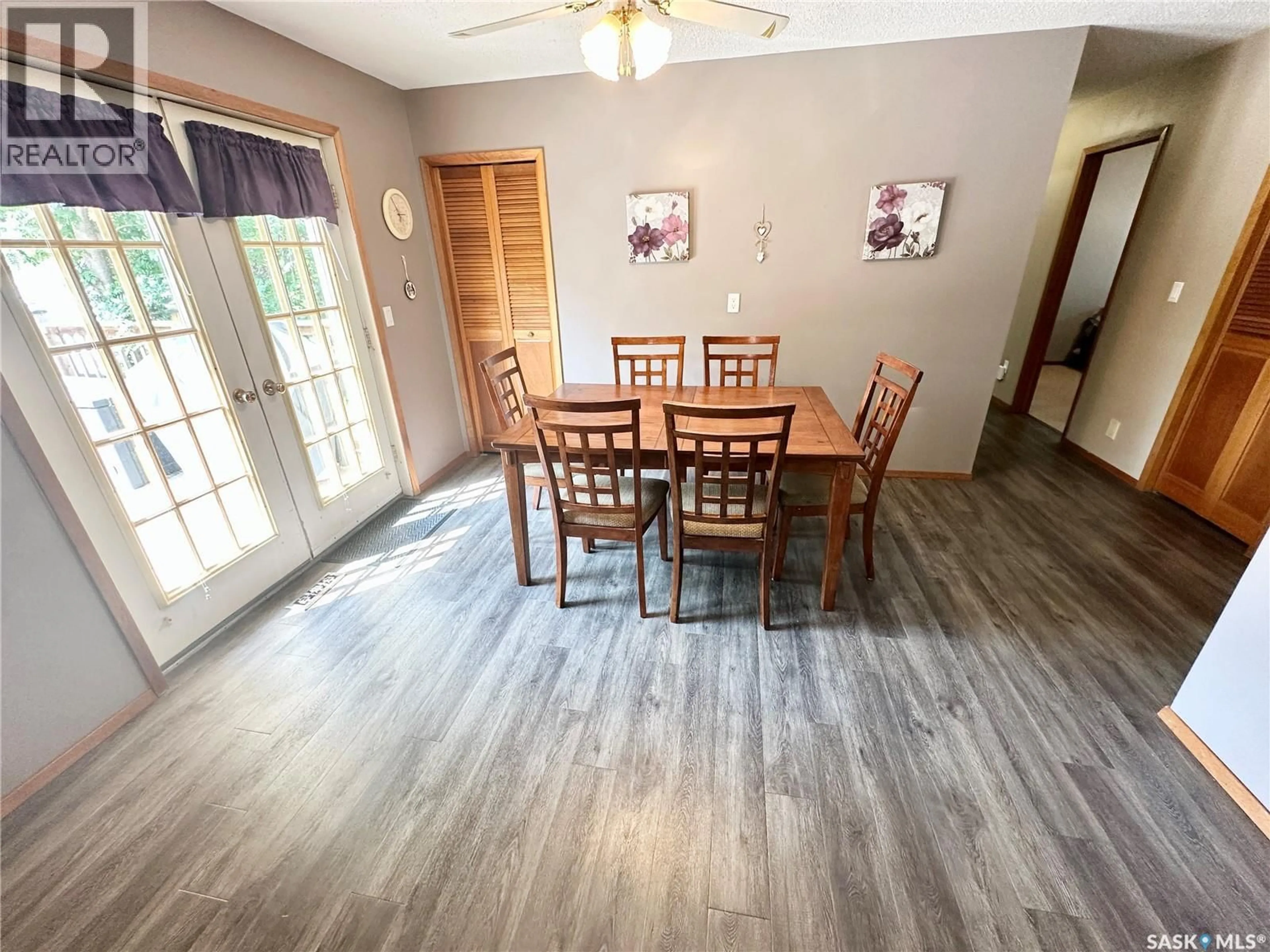 Dining room, unknown for 723 WASHINGTON DRIVE, Weyburn Saskatchewan S4H3C7
