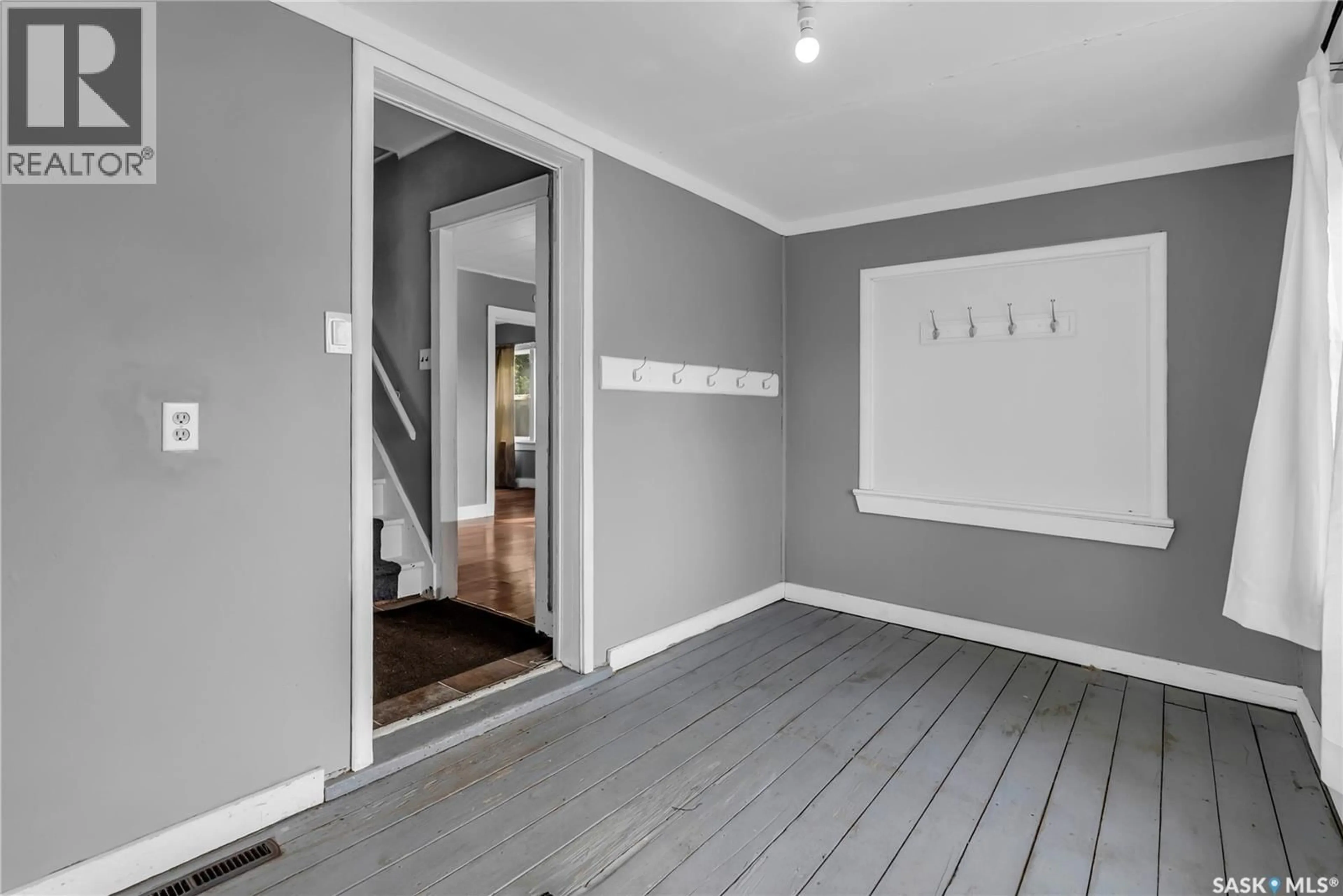 Indoor entryway for 201 RUPERT STREET, Aberdeen Saskatchewan S0K0A0