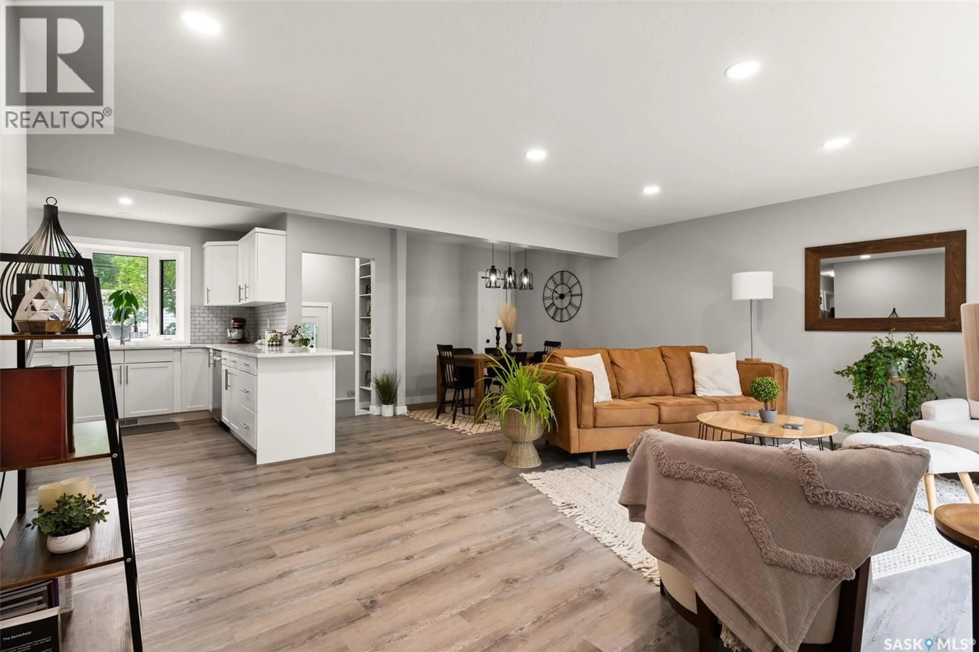 Unknown for 10 MARSH CRESCENT, Regina Saskatchewan S4S5R4