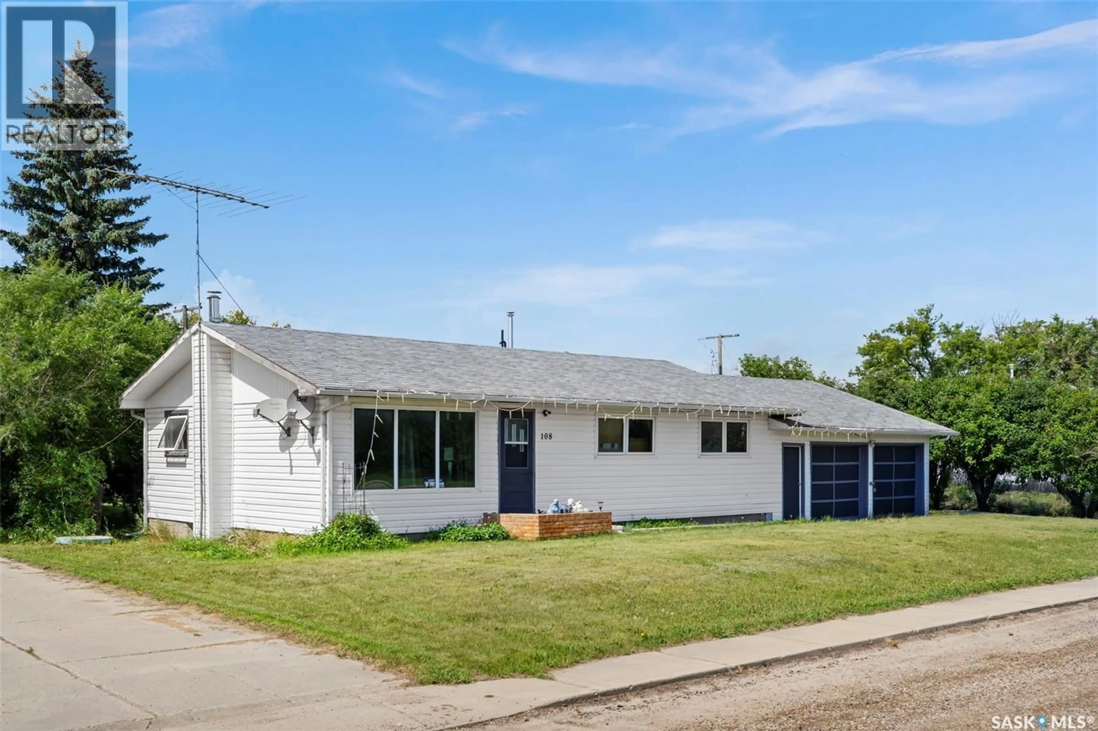 Home with vinyl exterior material, street for 108 MAIN STREET, Landis Saskatchewan S0K2K0
