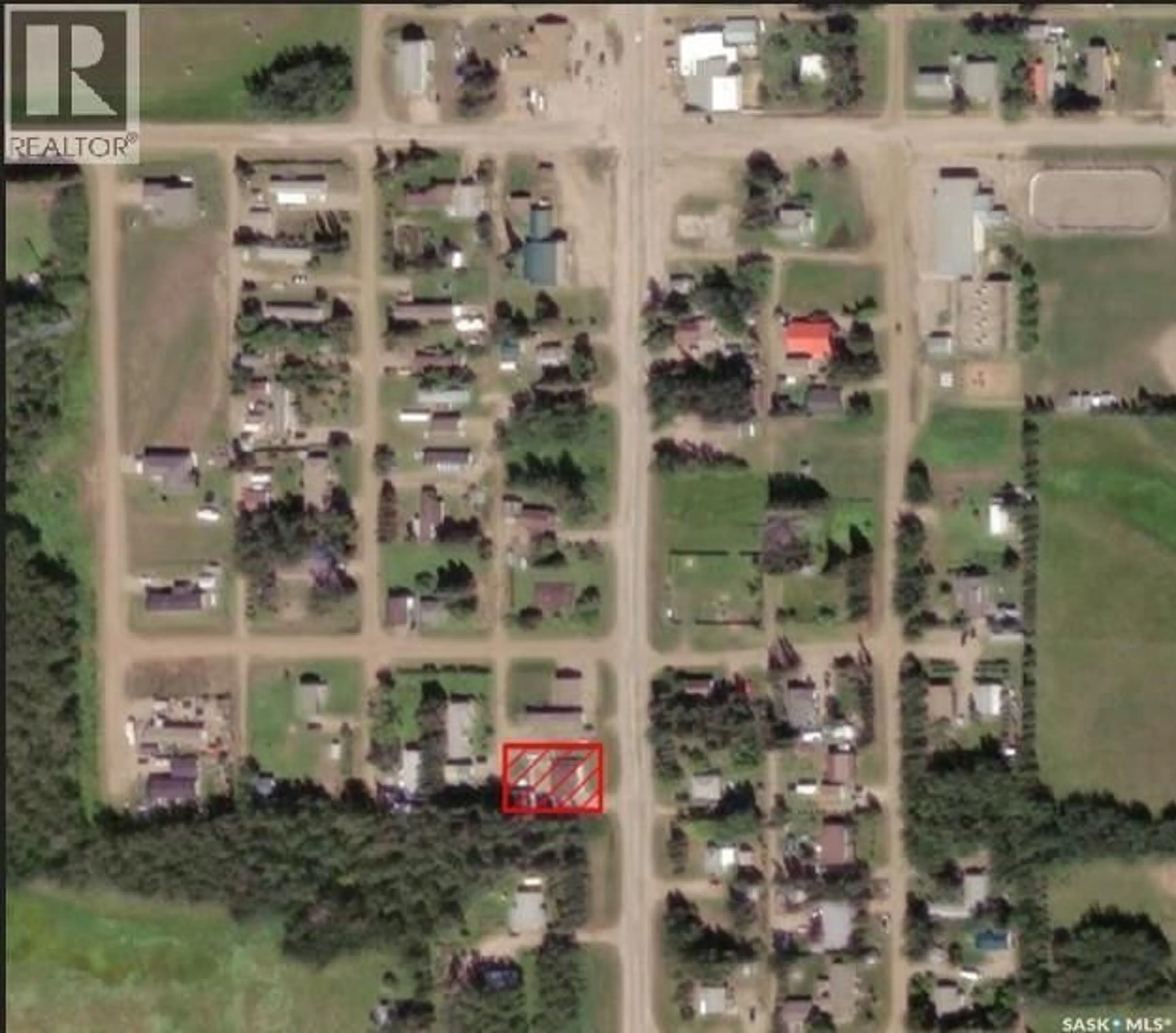 A pic from outside/outdoor area/front of a property/back of a property/a pic from drone, street for 204 1ST AVENUE, Dorintosh Saskatchewan S0M0T0