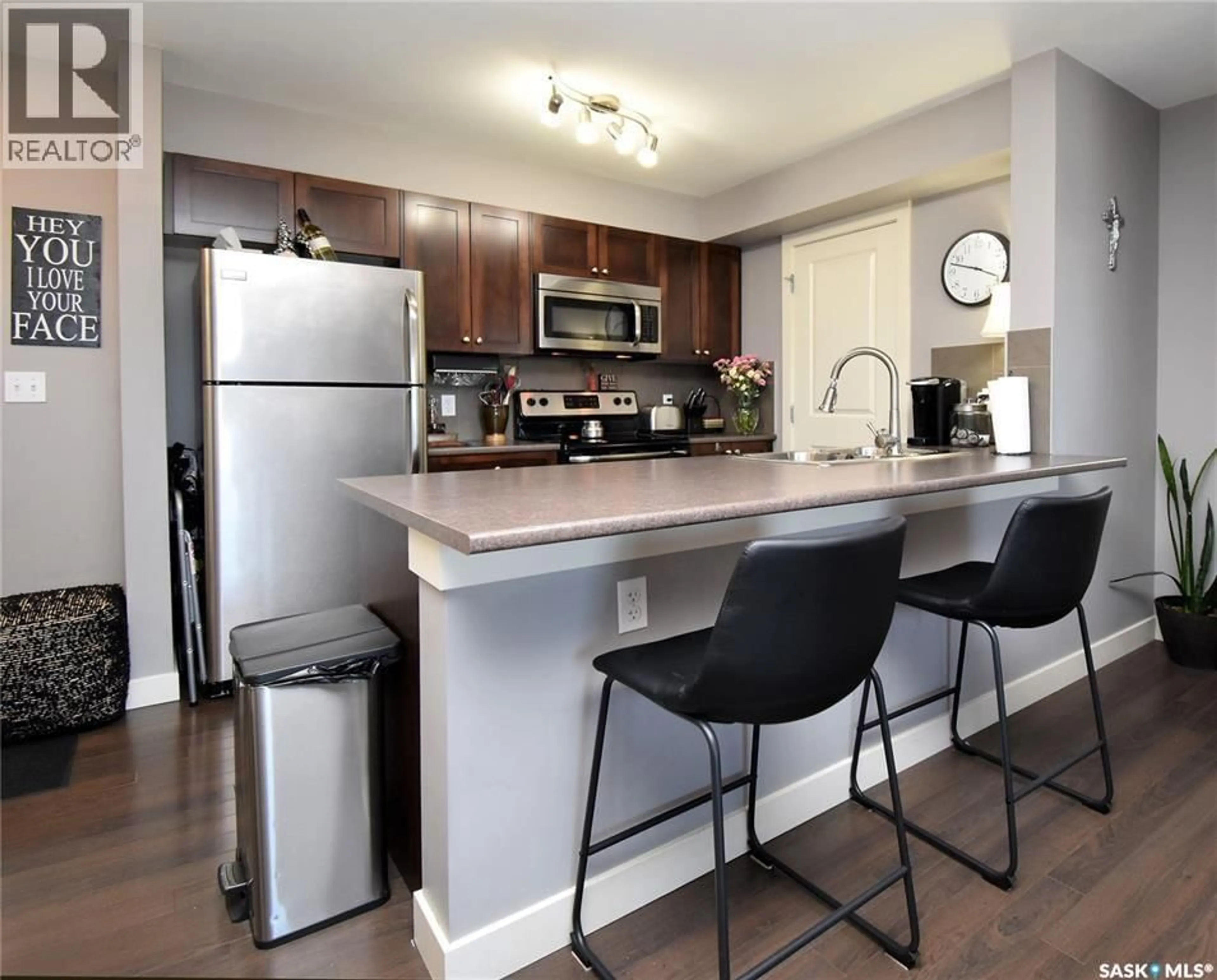 Open concept kitchen, unknown for 306 - 308 PETTERSON DRIVE, Estevan Saskatchewan S4A2A8