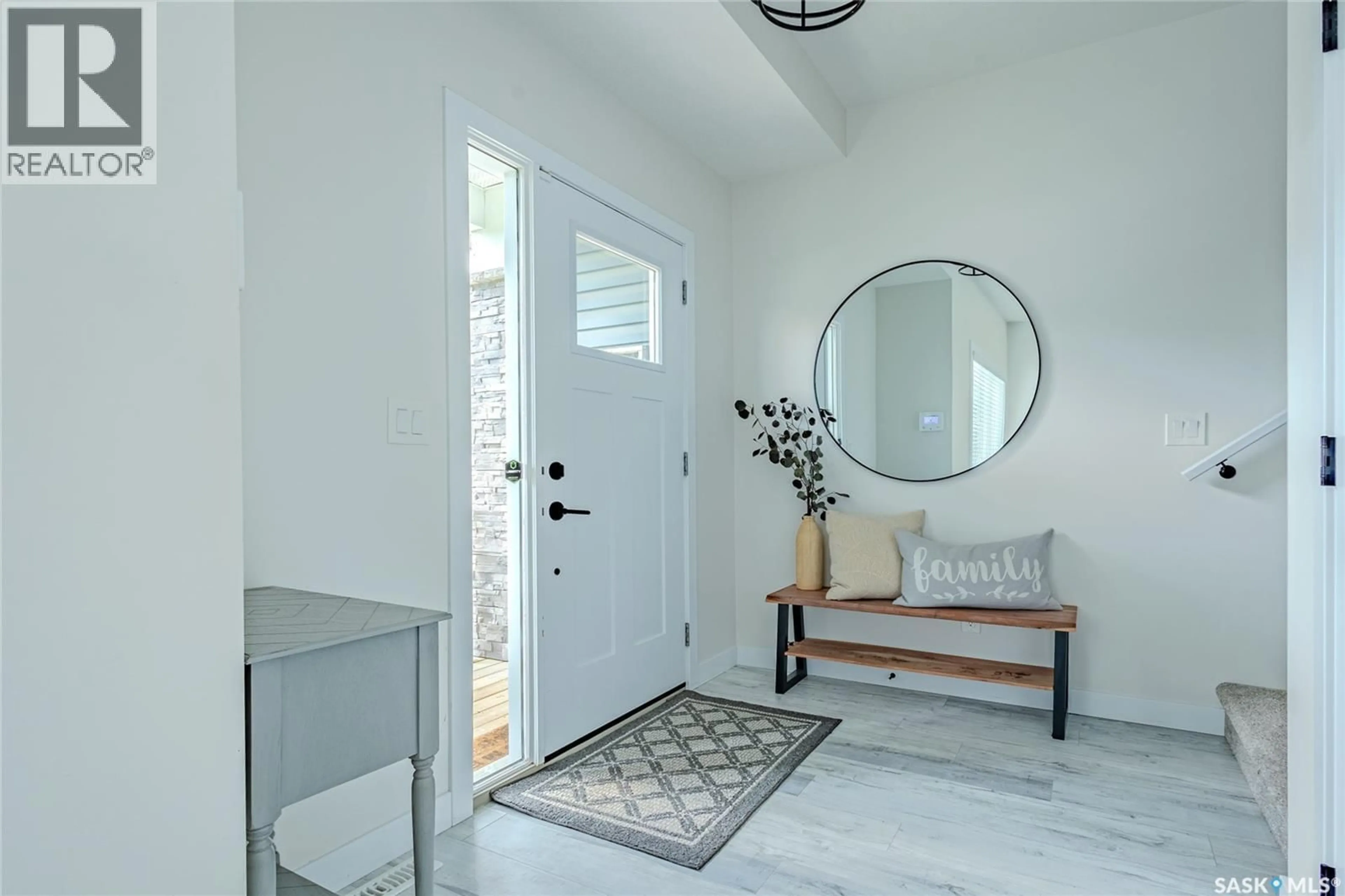 Indoor entryway for 891 MCFAULL RISE, Saskatoon Saskatchewan S7V0S9