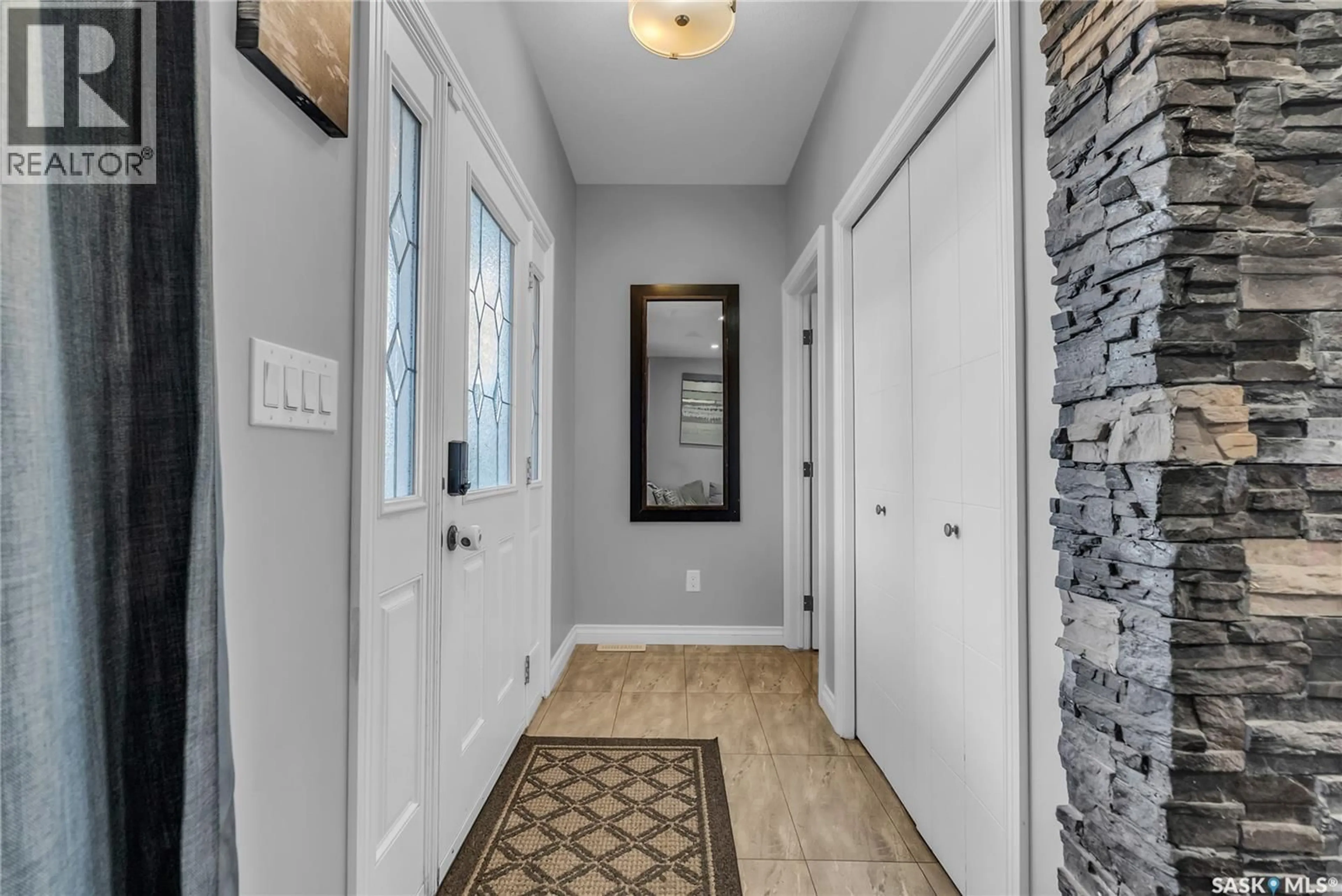 Indoor entryway for 406 KLOPPENBURG STREET, Saskatoon Saskatchewan S7W0N7