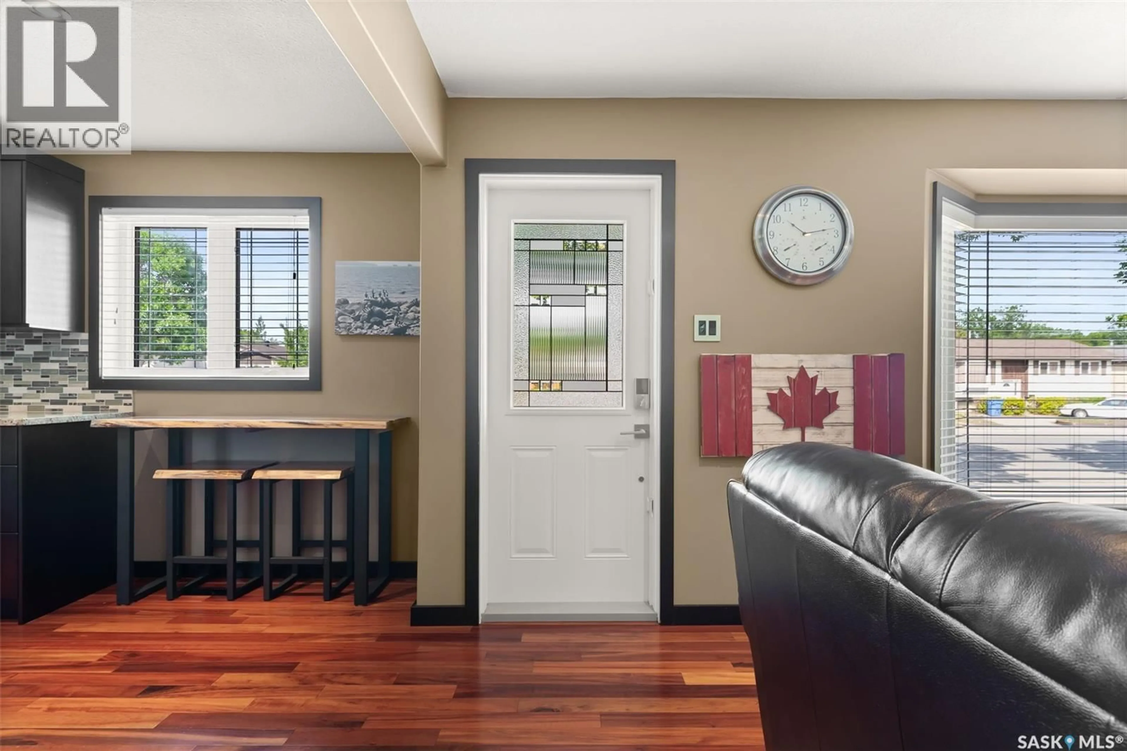 Indoor entryway for 1139 FLEET STREET, Regina Saskatchewan S4N6M3
