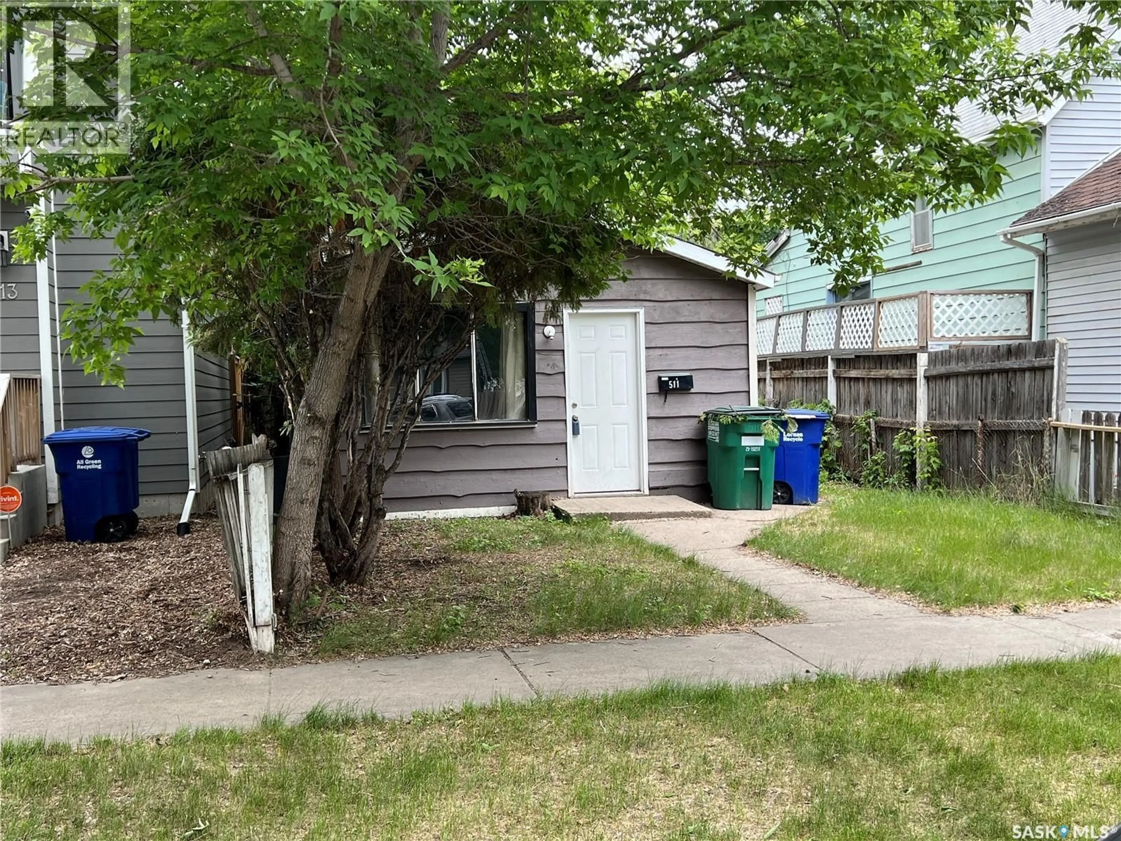 Shed for 511 J AVENUE, Saskatoon Saskatchewan S7M2A7