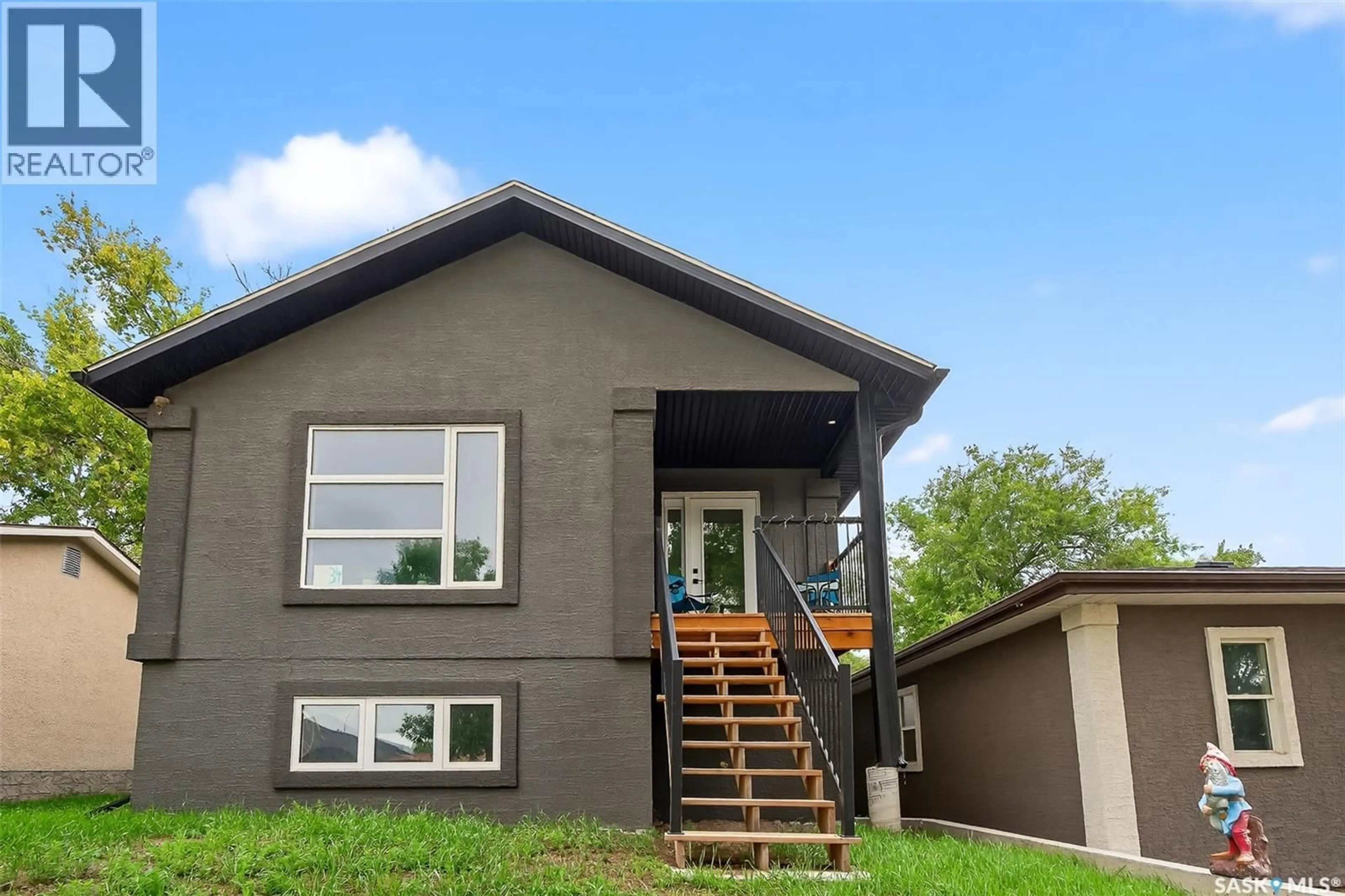 Home with vinyl exterior material, unknown for 1034 STADACONA STREET, Moose Jaw Saskatchewan S6H2B2