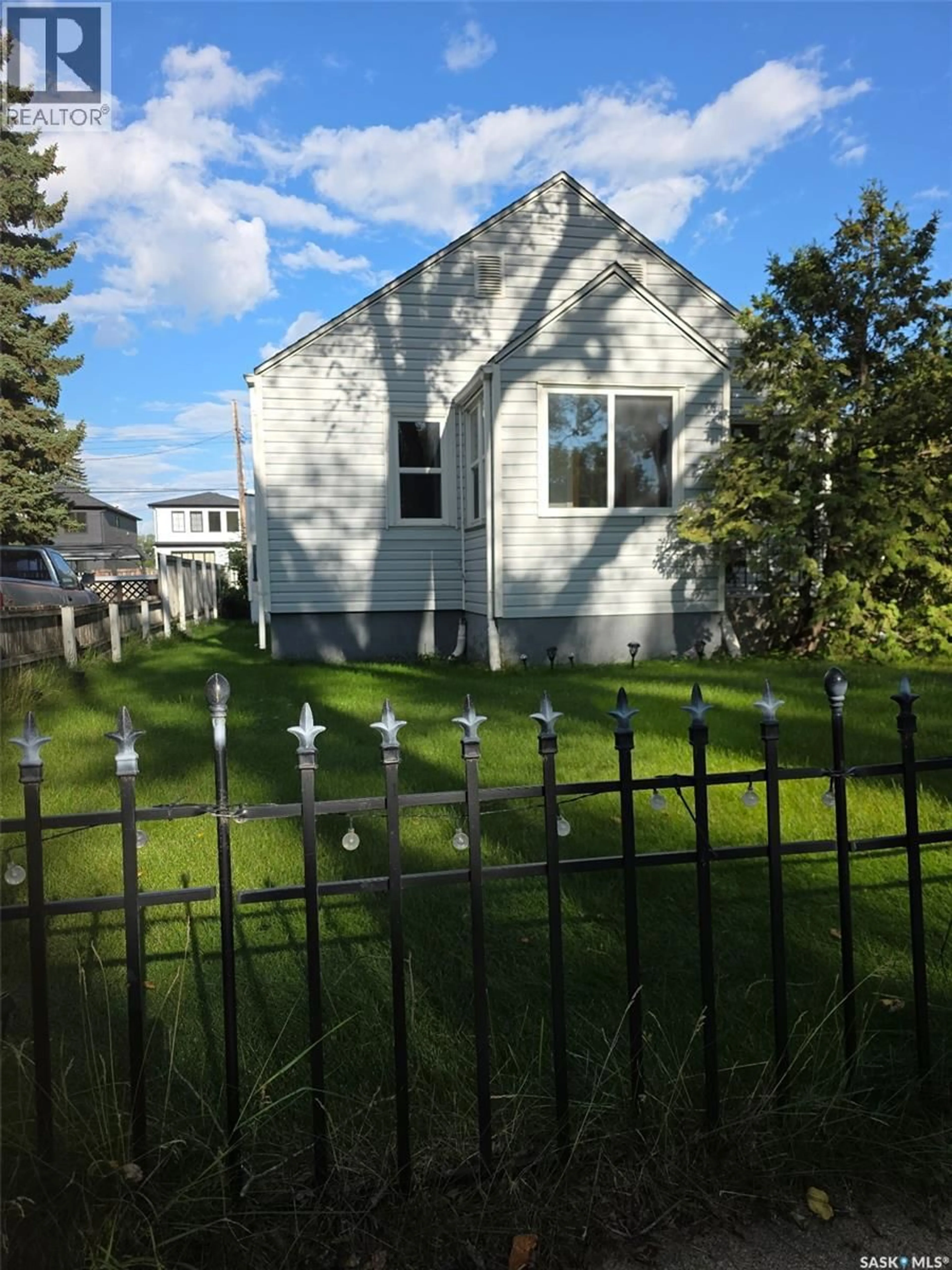 Unknown for 736 I AVENUE, Saskatoon Saskatchewan S7M1Y9