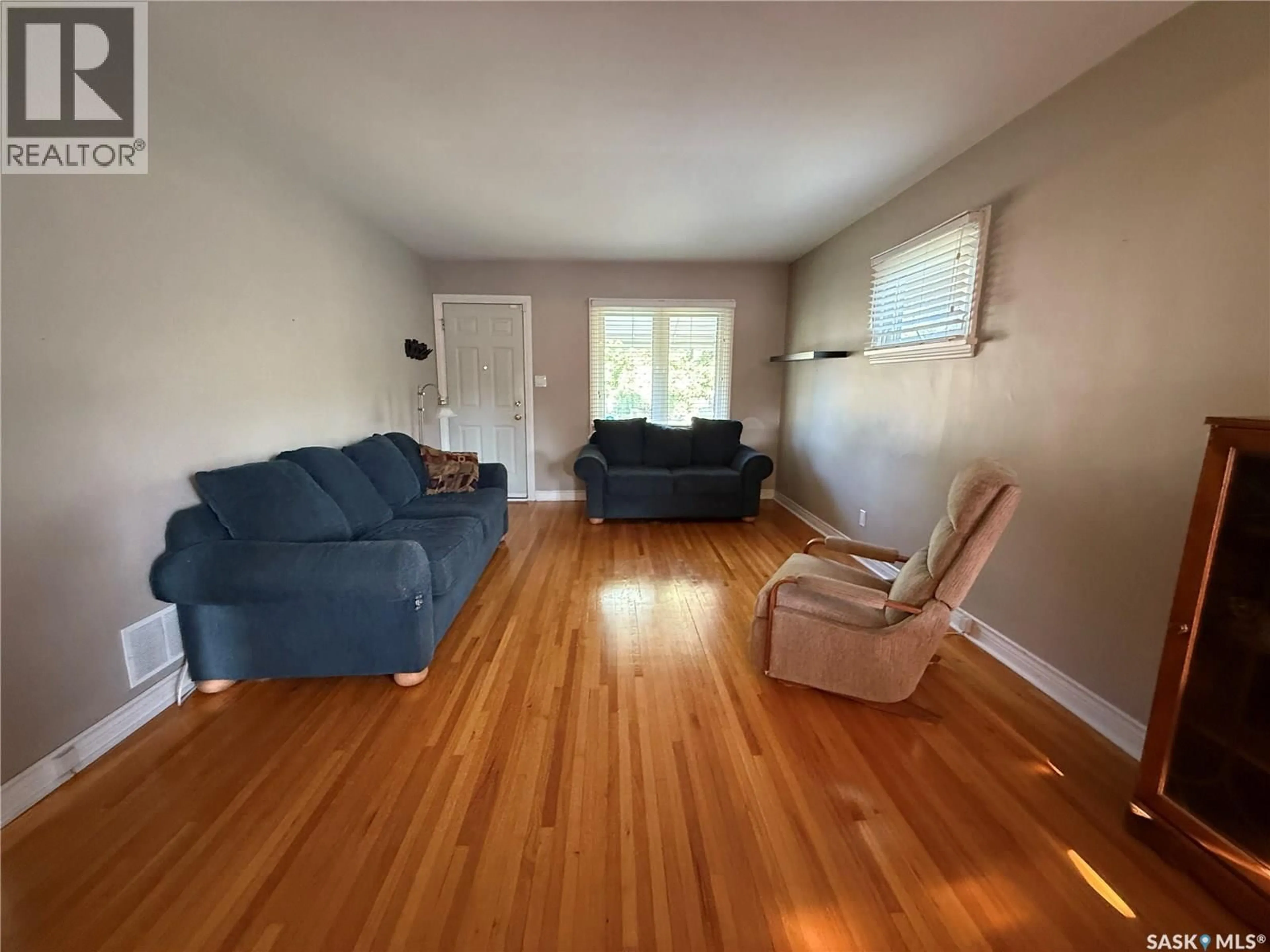 Living room with furniture, unknown for 2536 ELLIOTT STREET, Regina Saskatchewan S4N3H5