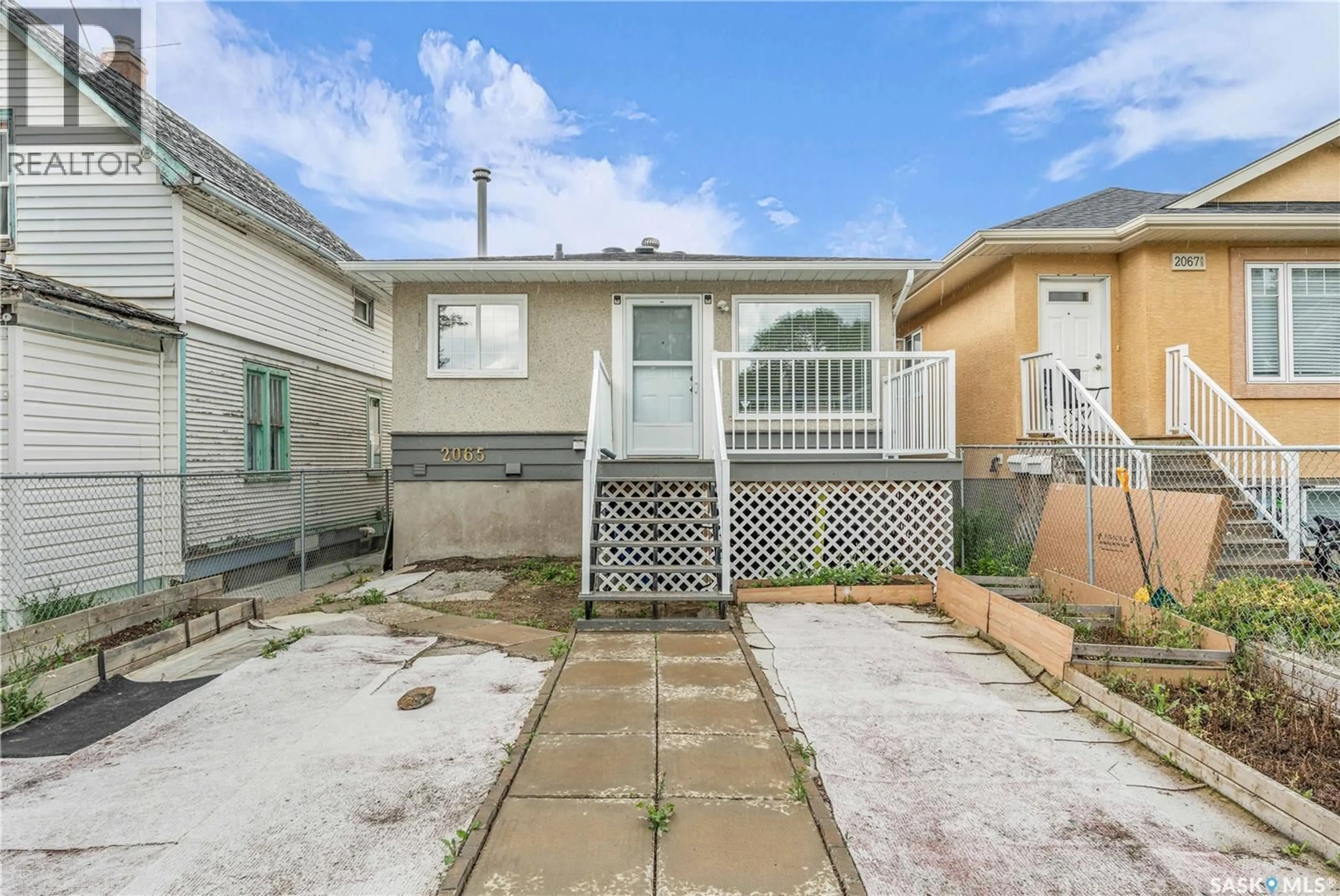 Unknown for 2065 BRODER STREET, Regina Saskatchewan S4N3S3