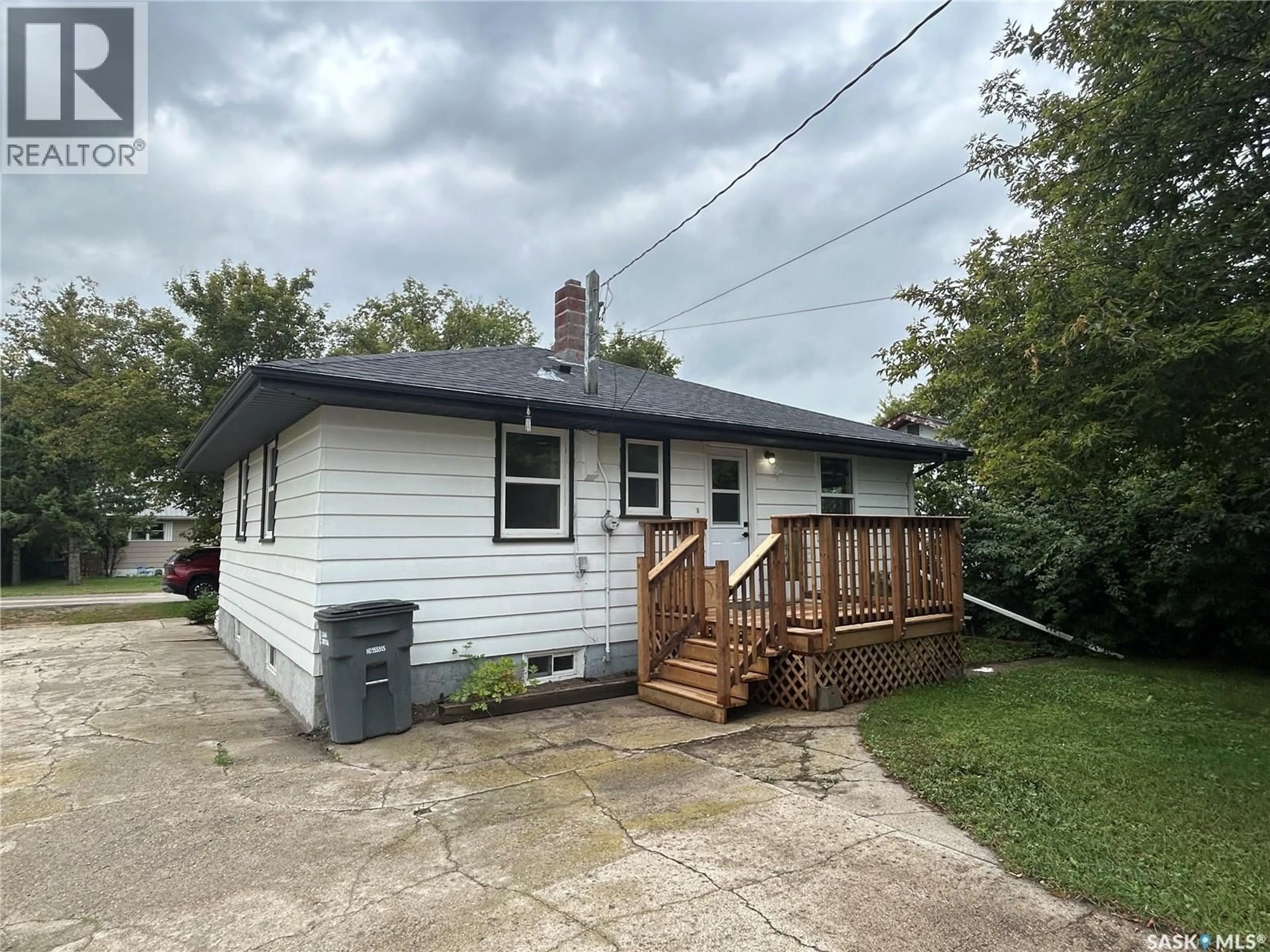 Unknown for 301 3RD AVENUE, Nokomis Saskatchewan S0G3R0