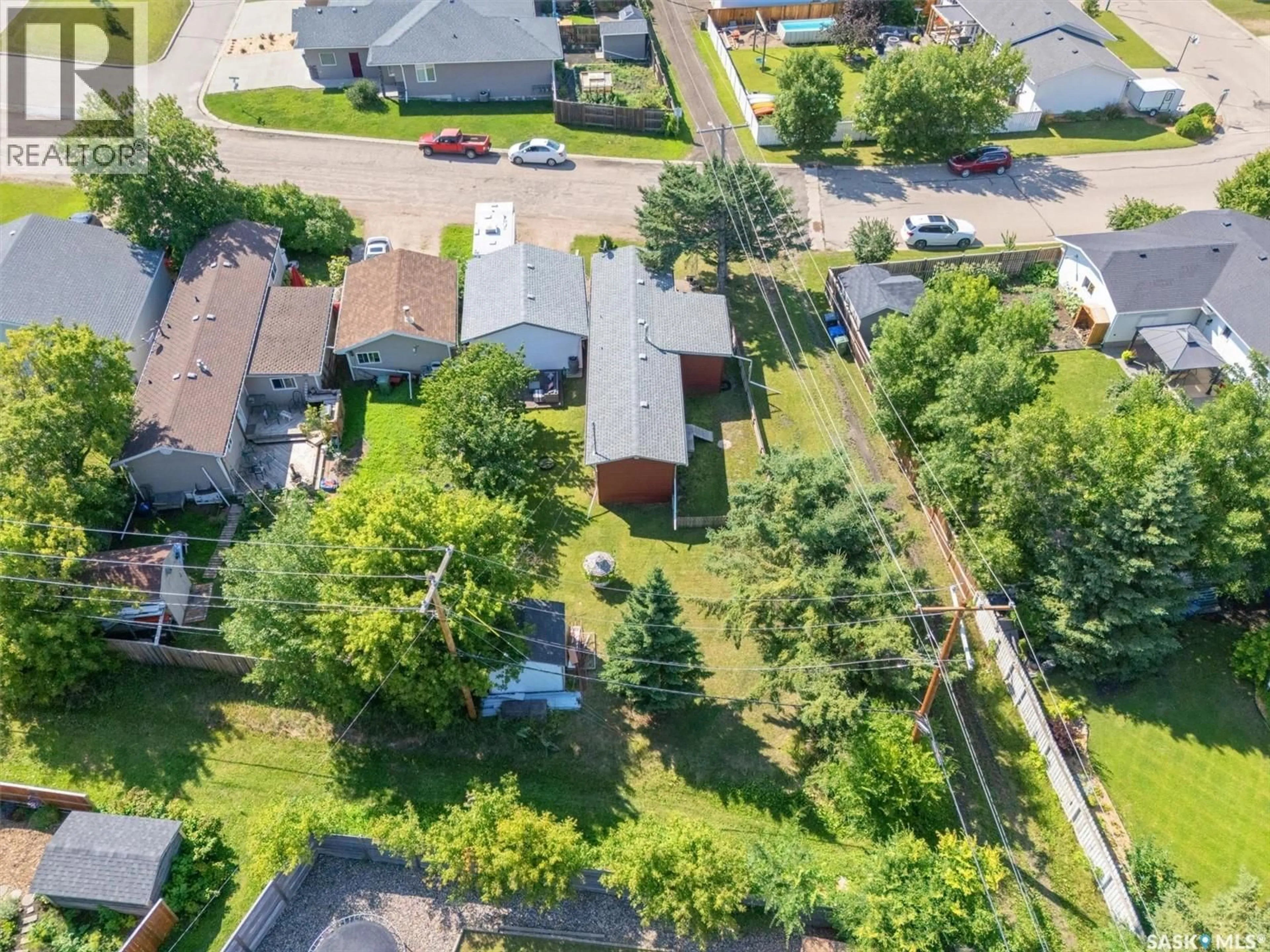 A pic from outside/outdoor area/front of a property/back of a property/a pic from drone, street for 76 2ND STREET, Osler Saskatchewan S0K3A0