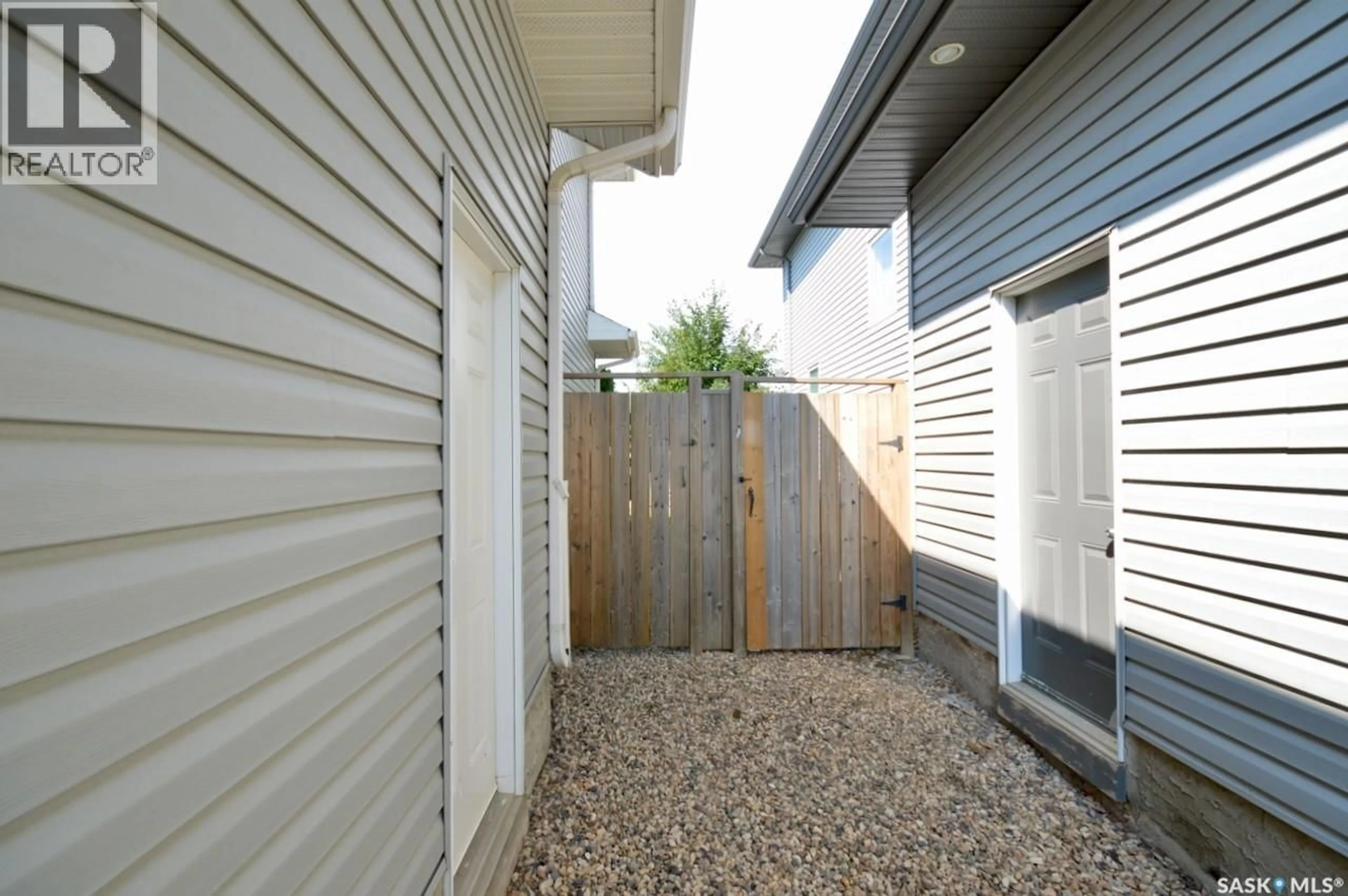 Patio, street for 227 KOROL CRESCENT, Saskatoon Saskatchewan S7R0E3
