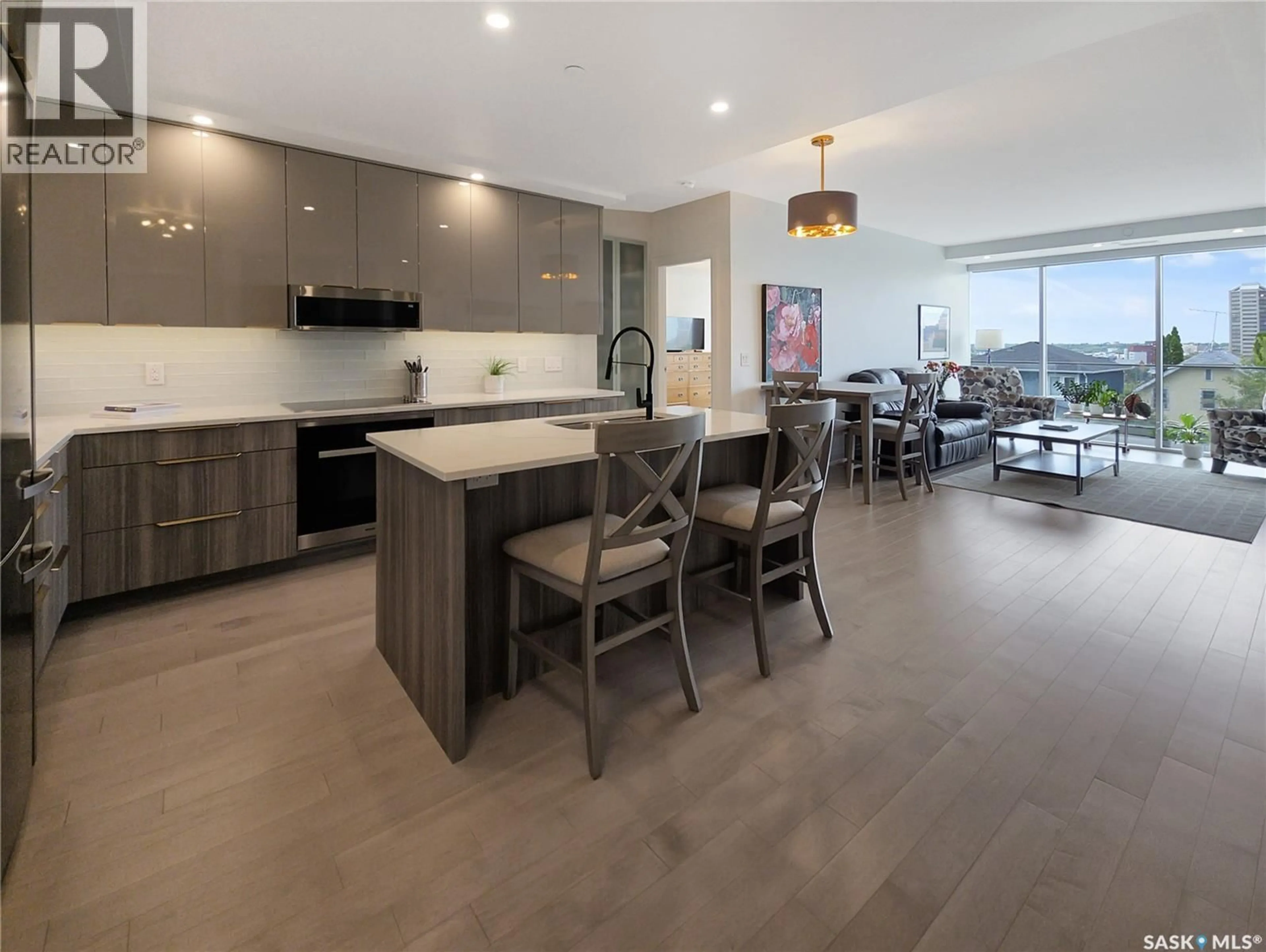 Open concept kitchen, unknown for 307 - 637 UNIVERSITY DRIVE, Saskatoon Saskatchewan S7N0H8