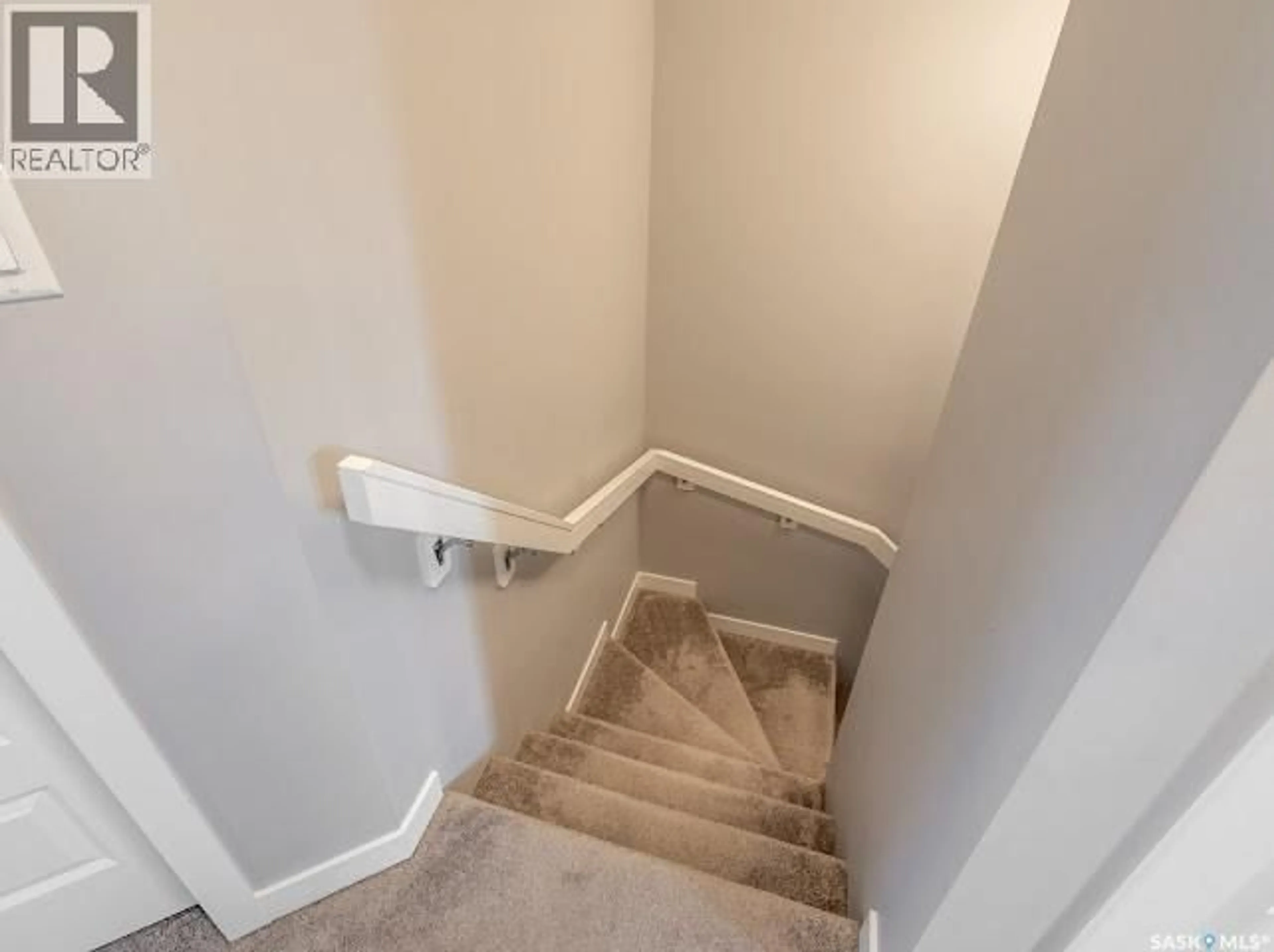 Stairs for 5666 MCCAUGHEY STREET, Regina Saskatchewan S4W0P5