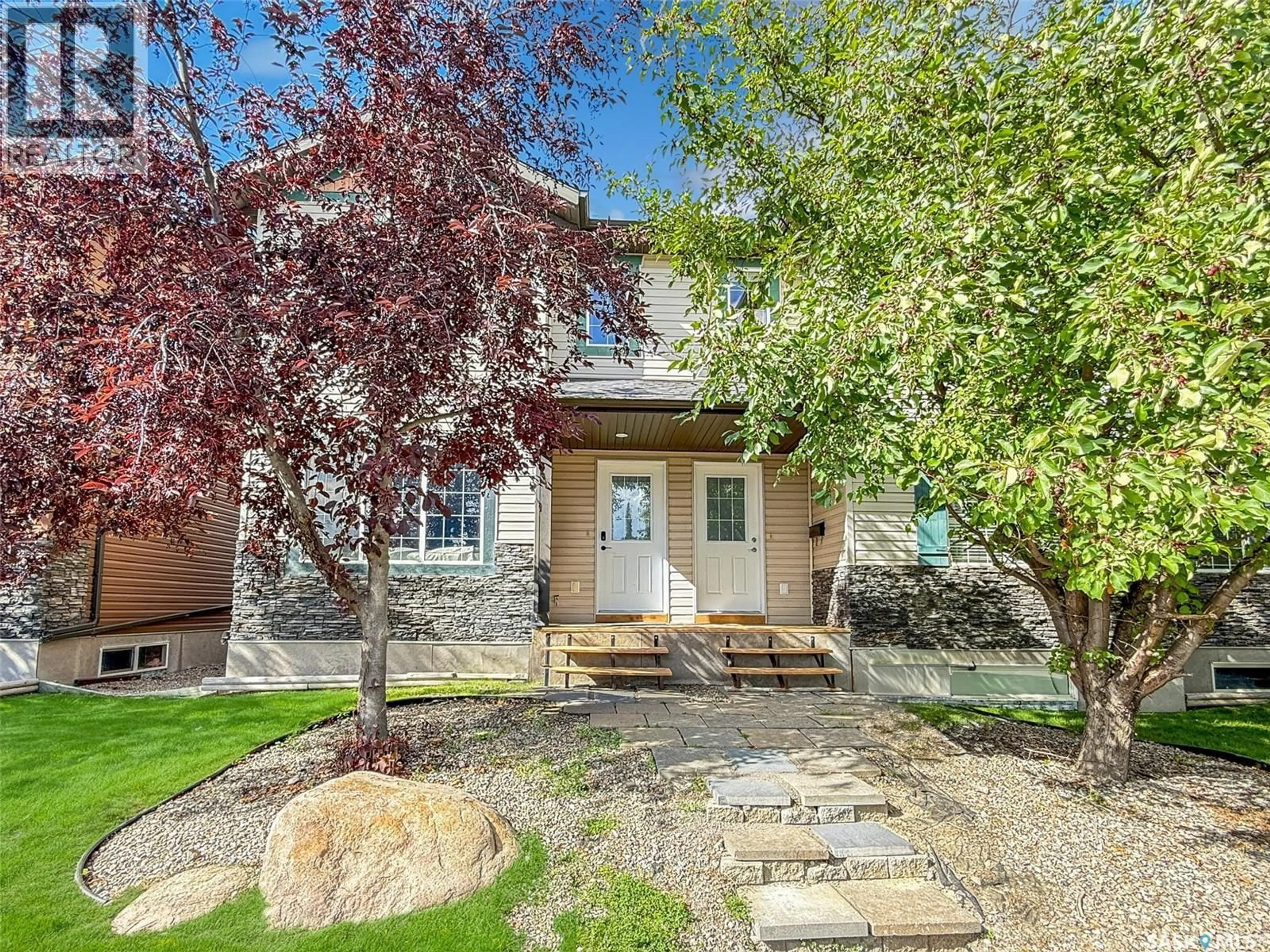 A pic from outside/outdoor area/front of a property/back of a property/a pic from drone, street for 503 - 141 COLONEL OTTER DRIVE, Swift Current Saskatchewan S9H2K4