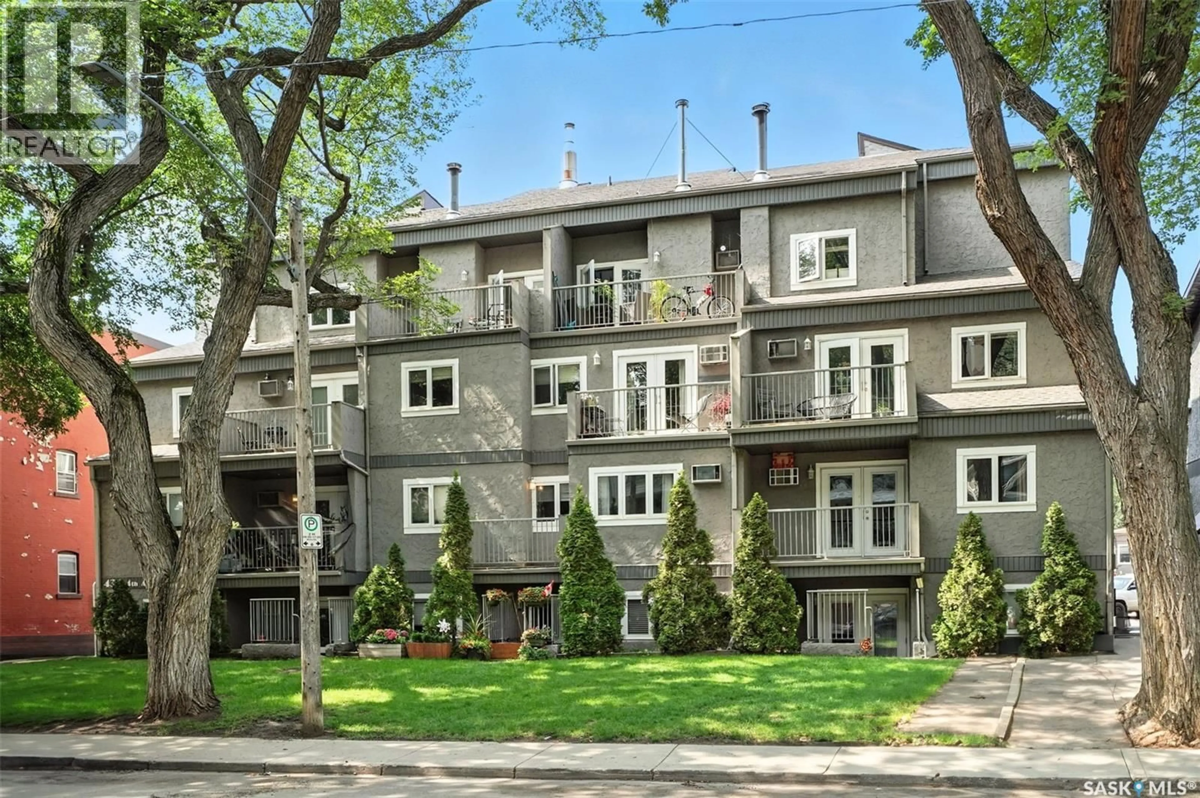 Patio, street for 103 - 431 4TH AVENUE, Saskatoon Saskatchewan S7K2M4