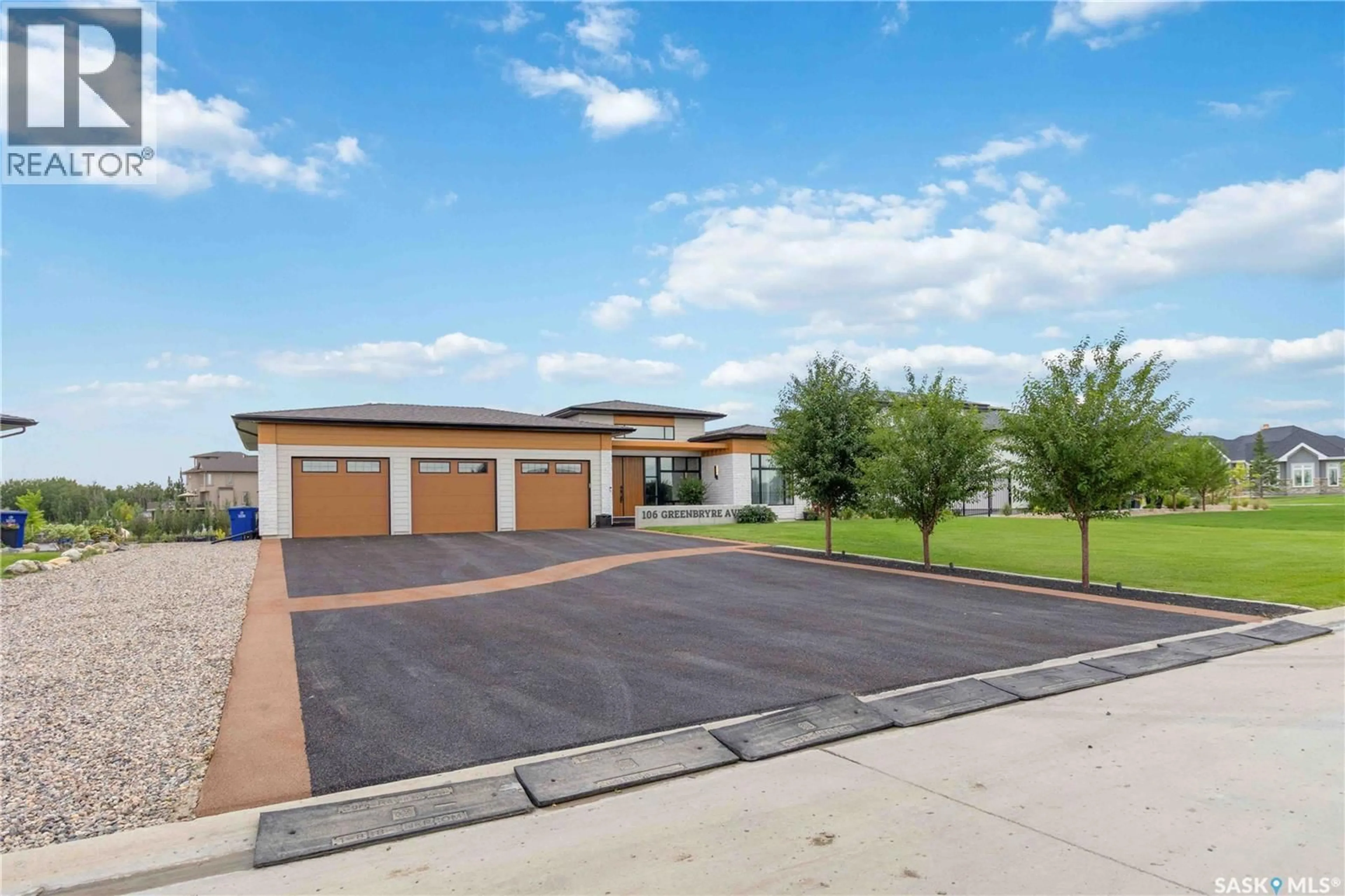 A pic from outside/outdoor area/front of a property/back of a property/a pic from drone, street for 106 GREENBRYRE AVENUE, Corman Park Rm No. 344 Saskatchewan S7V0J4