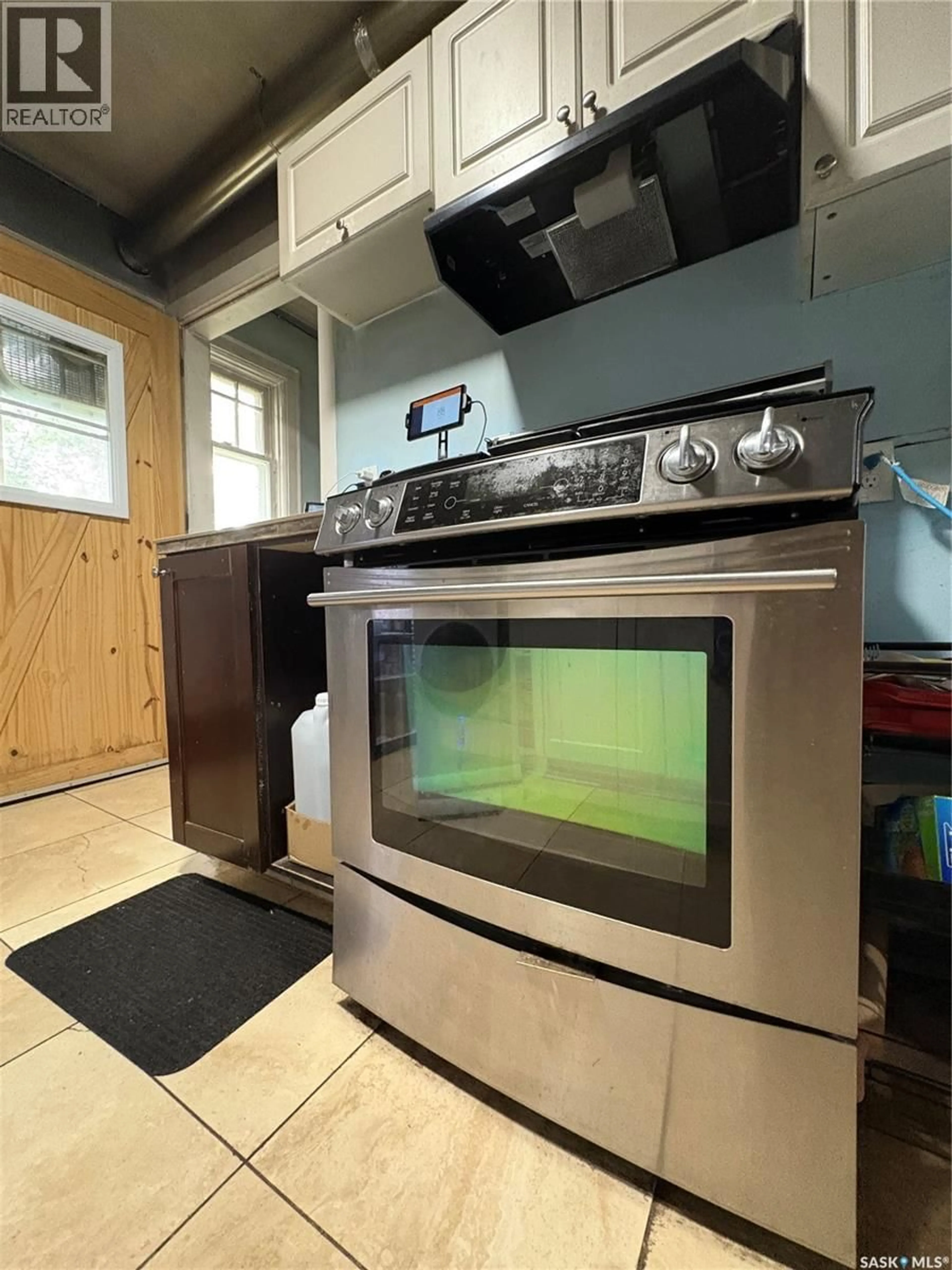 Unknown for 1736 WINNIPEG STREET, Regina Saskatchewan S4P1E9