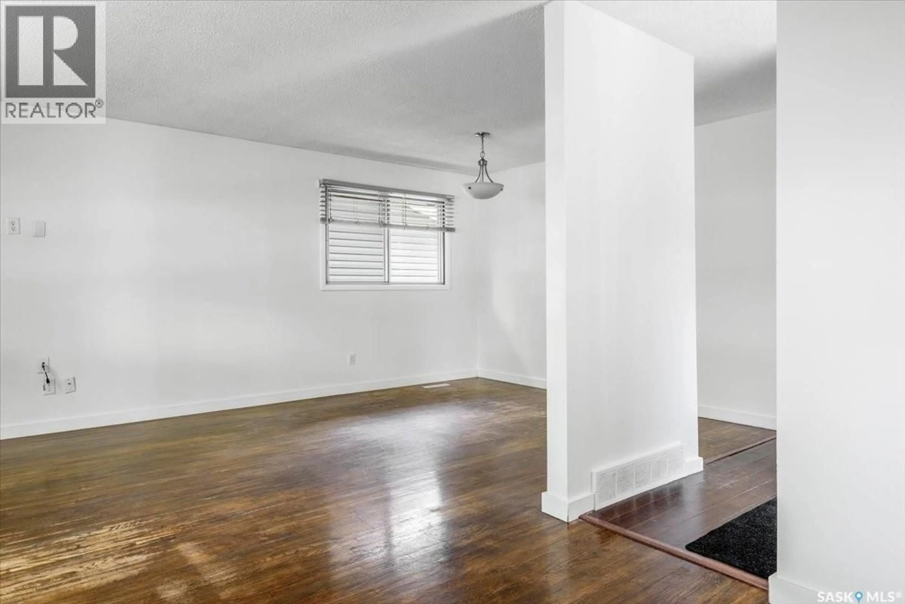 A pic of a room for 244 LOGAN CRESCENT, Regina Saskatchewan S4S5P9