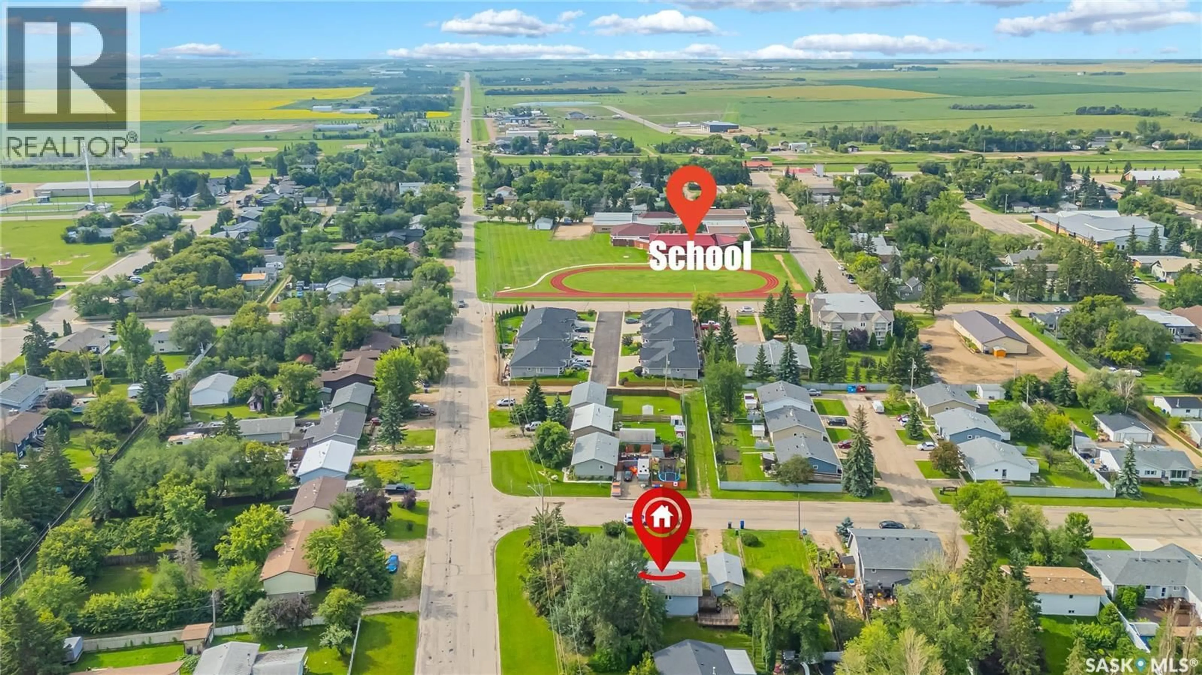 A pic from outside/outdoor area/front of a property/back of a property/a pic from drone, street for 413 1ST STREET, Dalmeny Saskatchewan S0K1E0