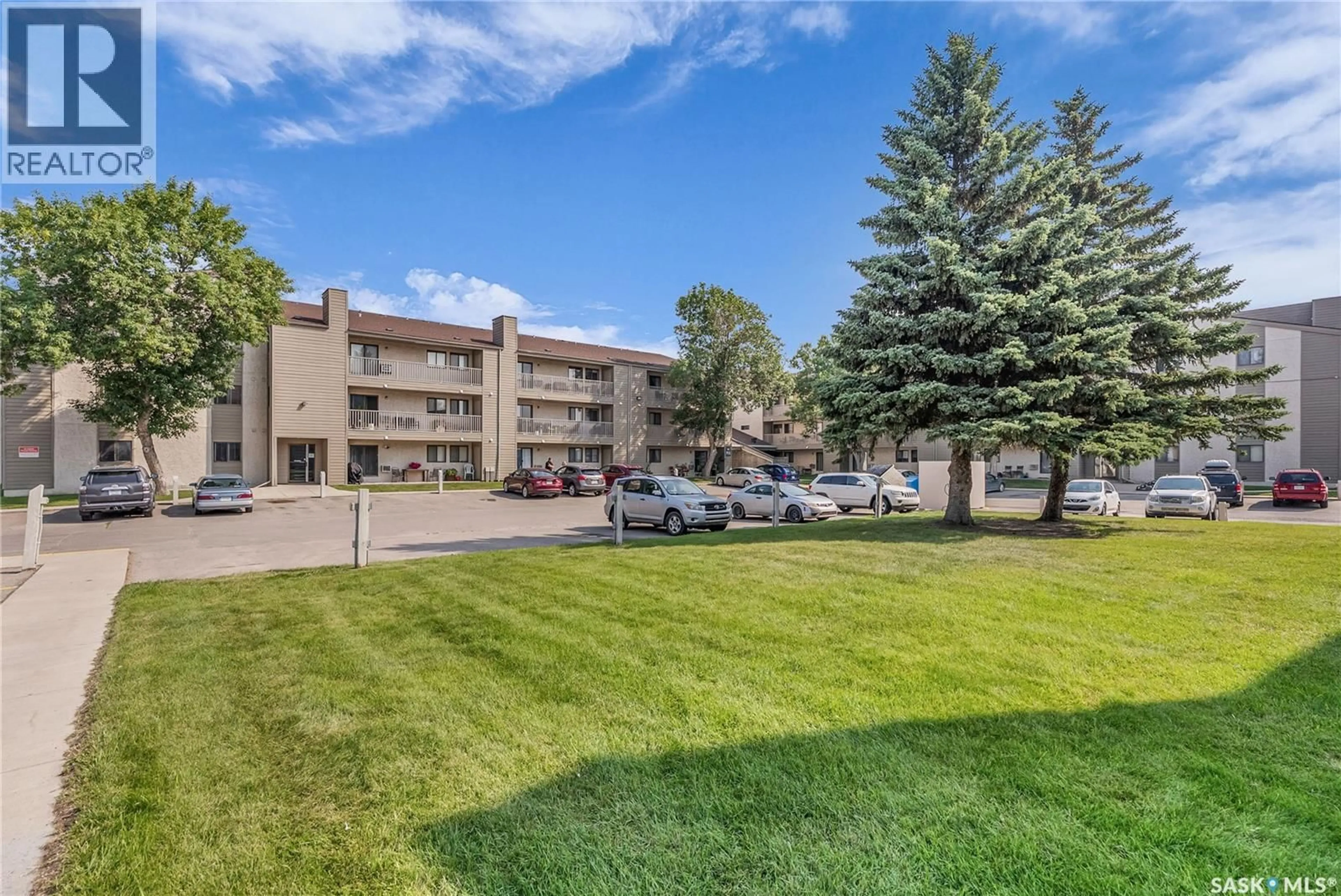 Patio, mountain view for 207C - 106 TAIT PLACE, Saskatoon Saskatchewan S7H5L8