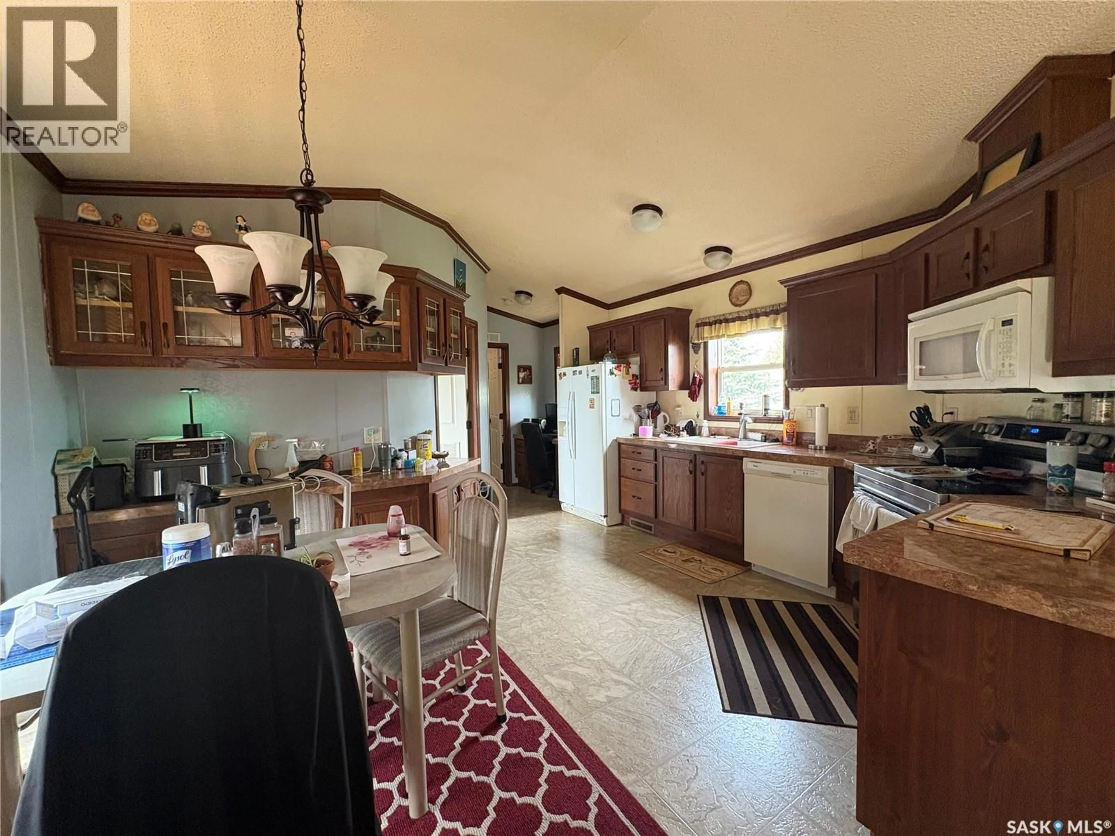 Open concept kitchen, ceramic/tile floor for 101 MONTREAL STREET, Melville Saskatchewan S0A2P0