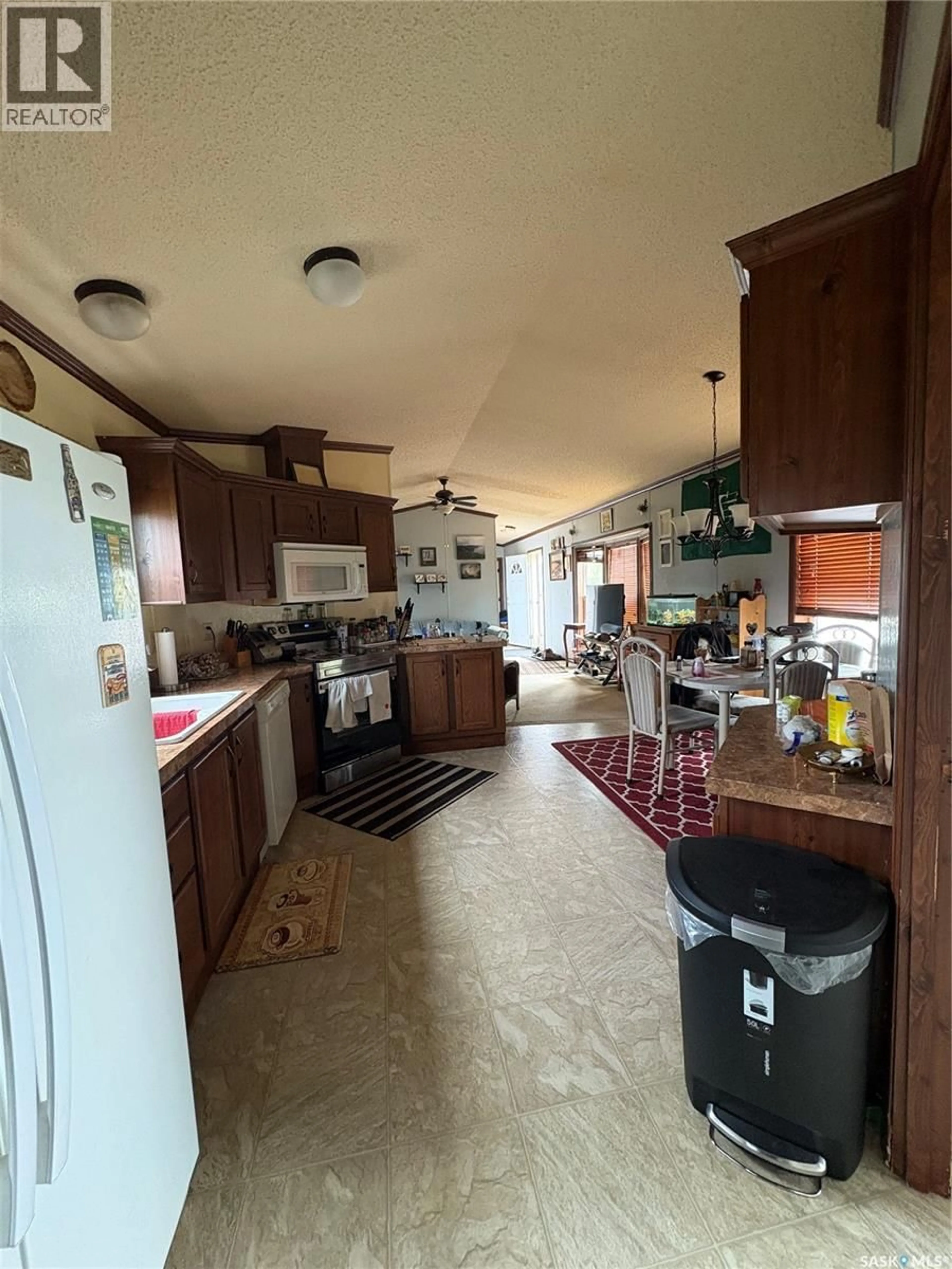 Open concept kitchen, ceramic/tile floor for 101 MONTREAL STREET, Melville Saskatchewan S0A2P0