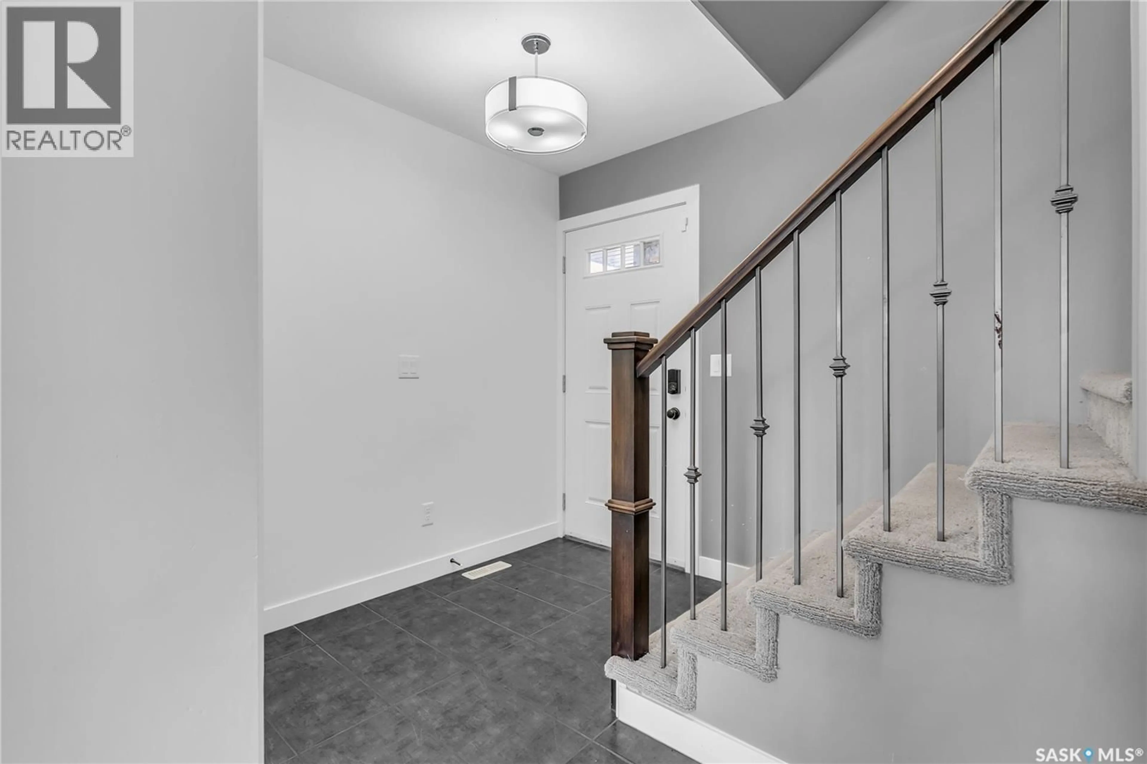 Unknown for 139 CHILDERS CRESCENT, Saskatoon Saskatchewan S7L3G4