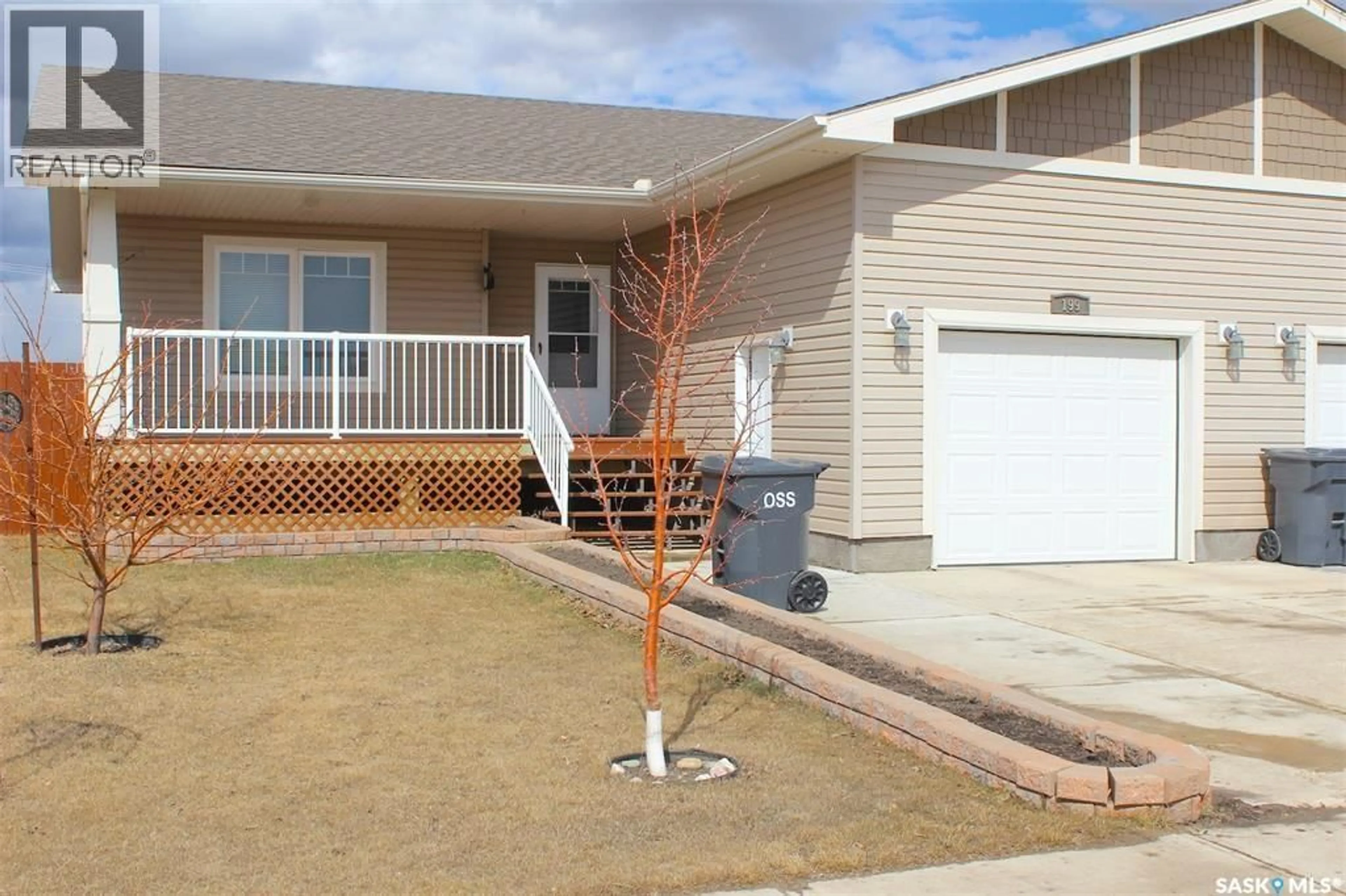 Home with vinyl exterior material, street for 199 GOOD SPIRIT CRESCENT, Yorkton Saskatchewan S3N3J8