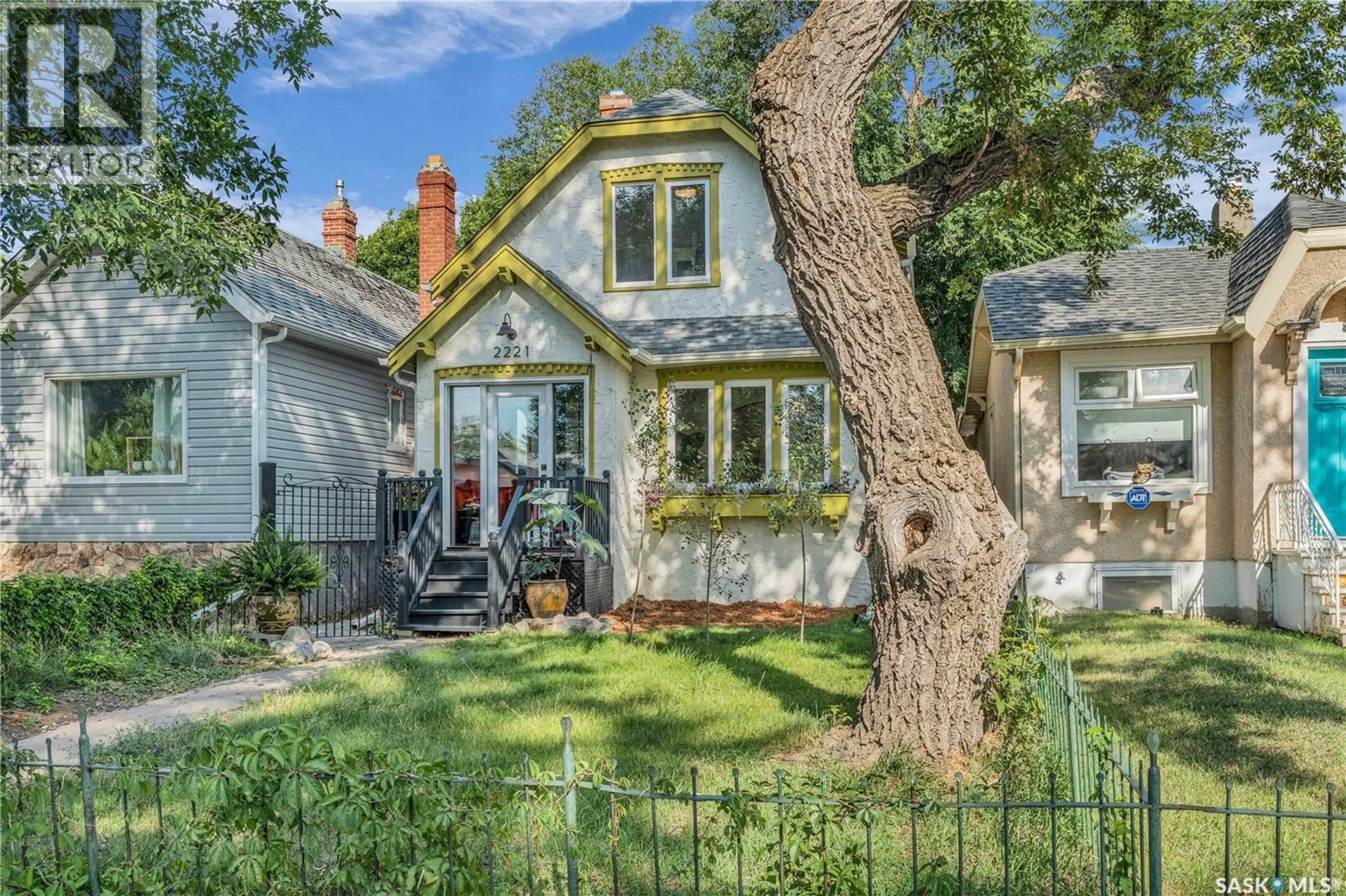 Unknown for 2221 PRINCESS STREET, Regina Saskatchewan S4T3Z9