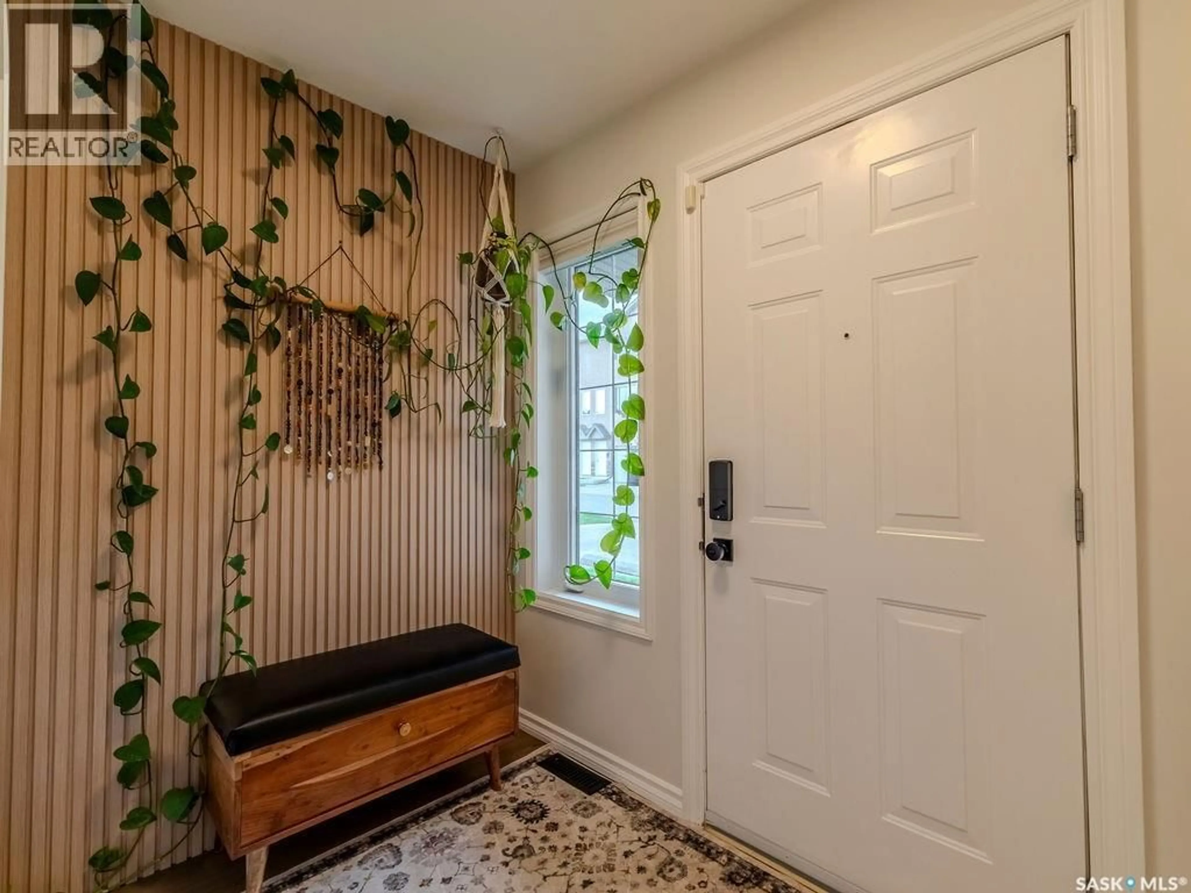 Indoor entryway for 118 - 11 PAWLYCHENKO LANE, Saskatoon Saskatchewan S7V1J9
