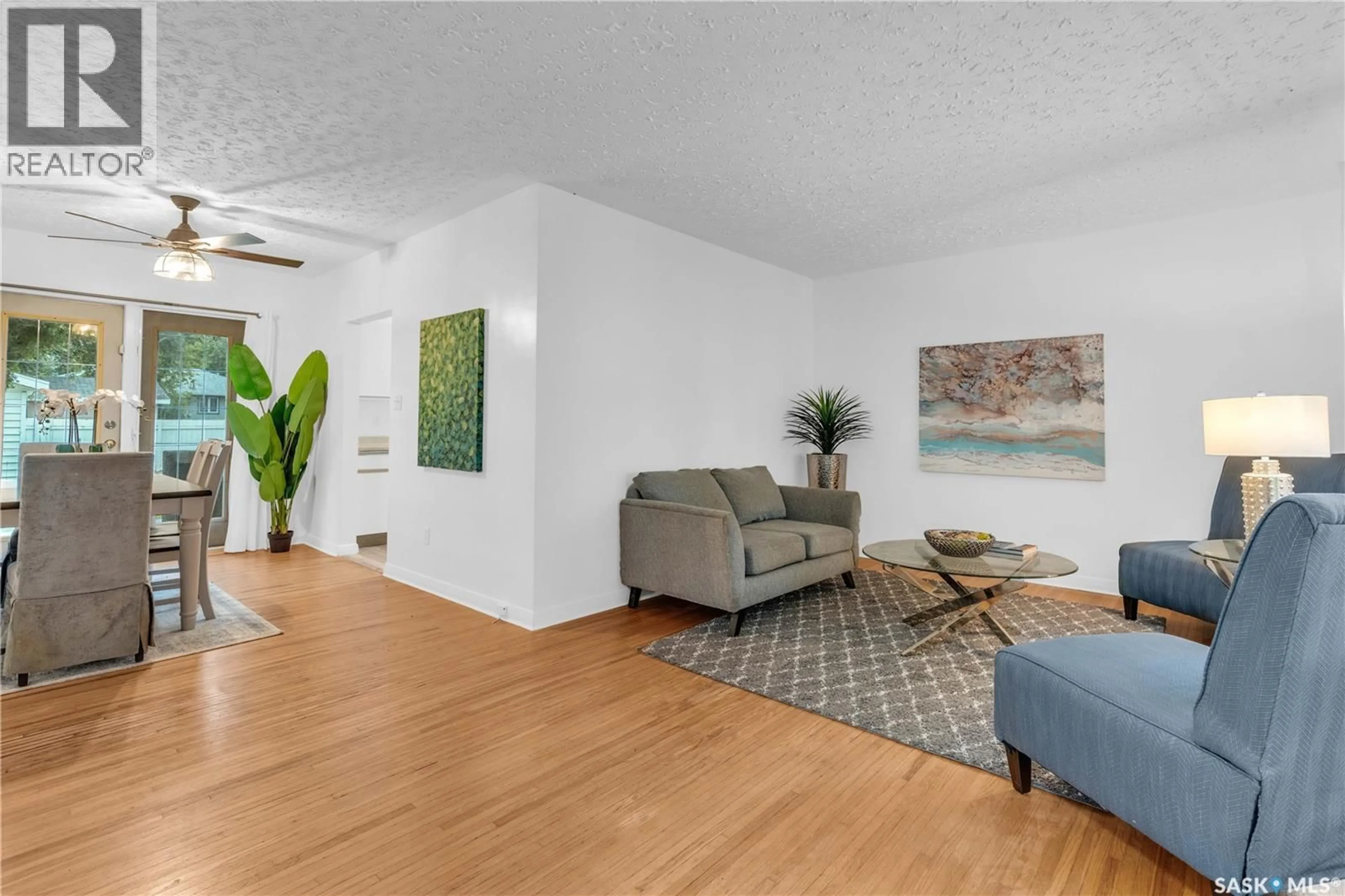 Living room with furniture, unknown for 1617 CAIRNS AVENUE, Saskatoon Saskatchewan S7H2H7