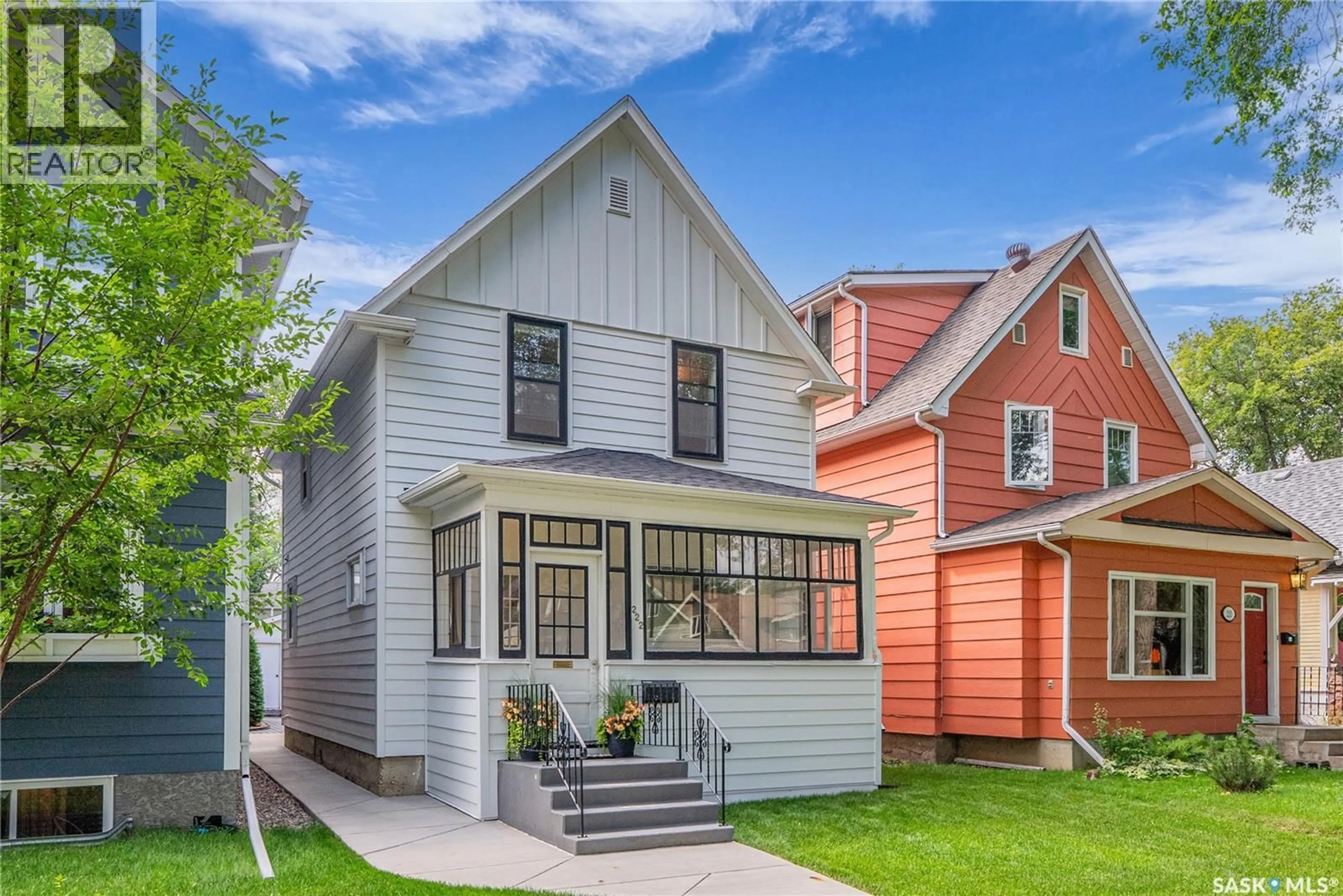 Home with vinyl exterior material, street for 222 7TH STREET, Saskatoon Saskatchewan S7H0X1