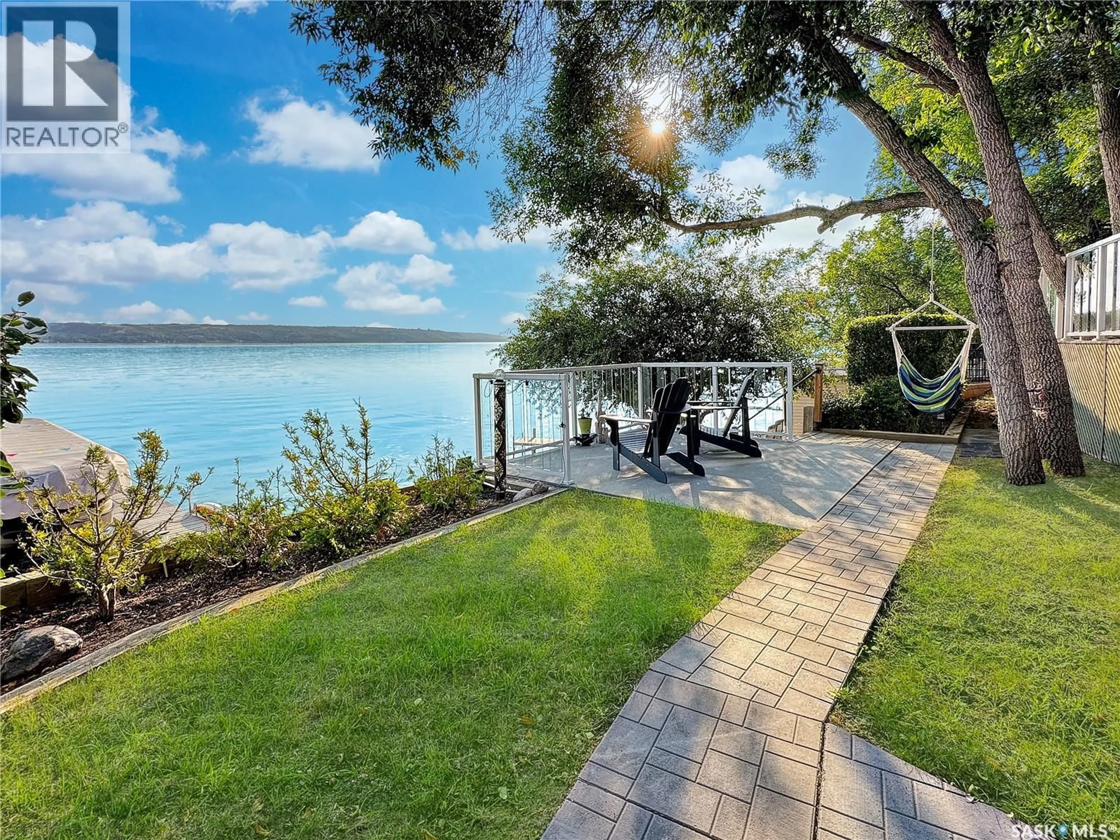A pic from outside/outdoor area/front of a property/back of a property/a pic from drone, water/lake/river/ocean view for 936 FORT SAN ROAD, Fort San Saskatchewan S0G1S0
