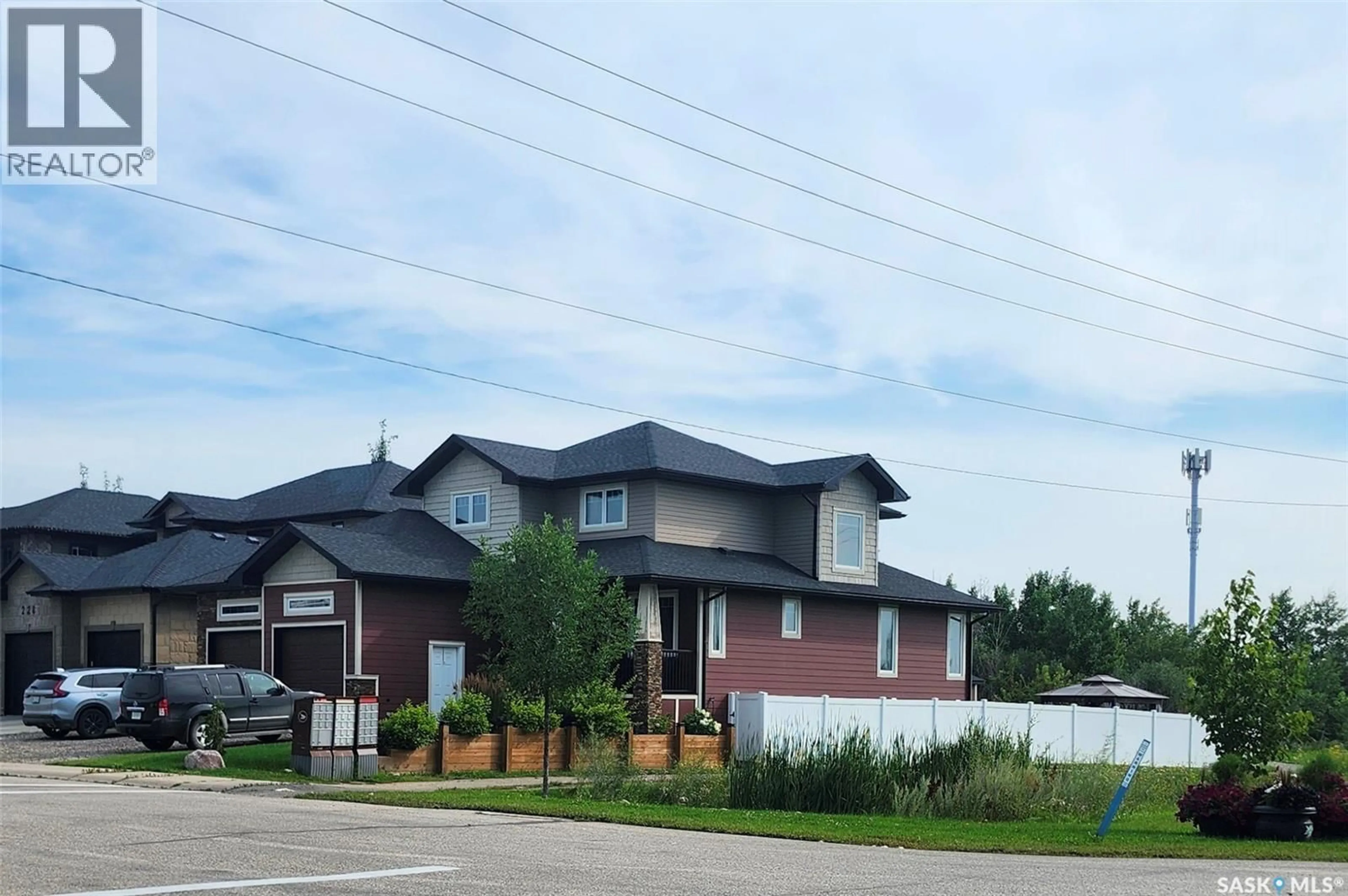 Home with brick exterior material, unknown for 230 KINSMEN CRESCENT, Martensville Saskatchewan S0K0A2