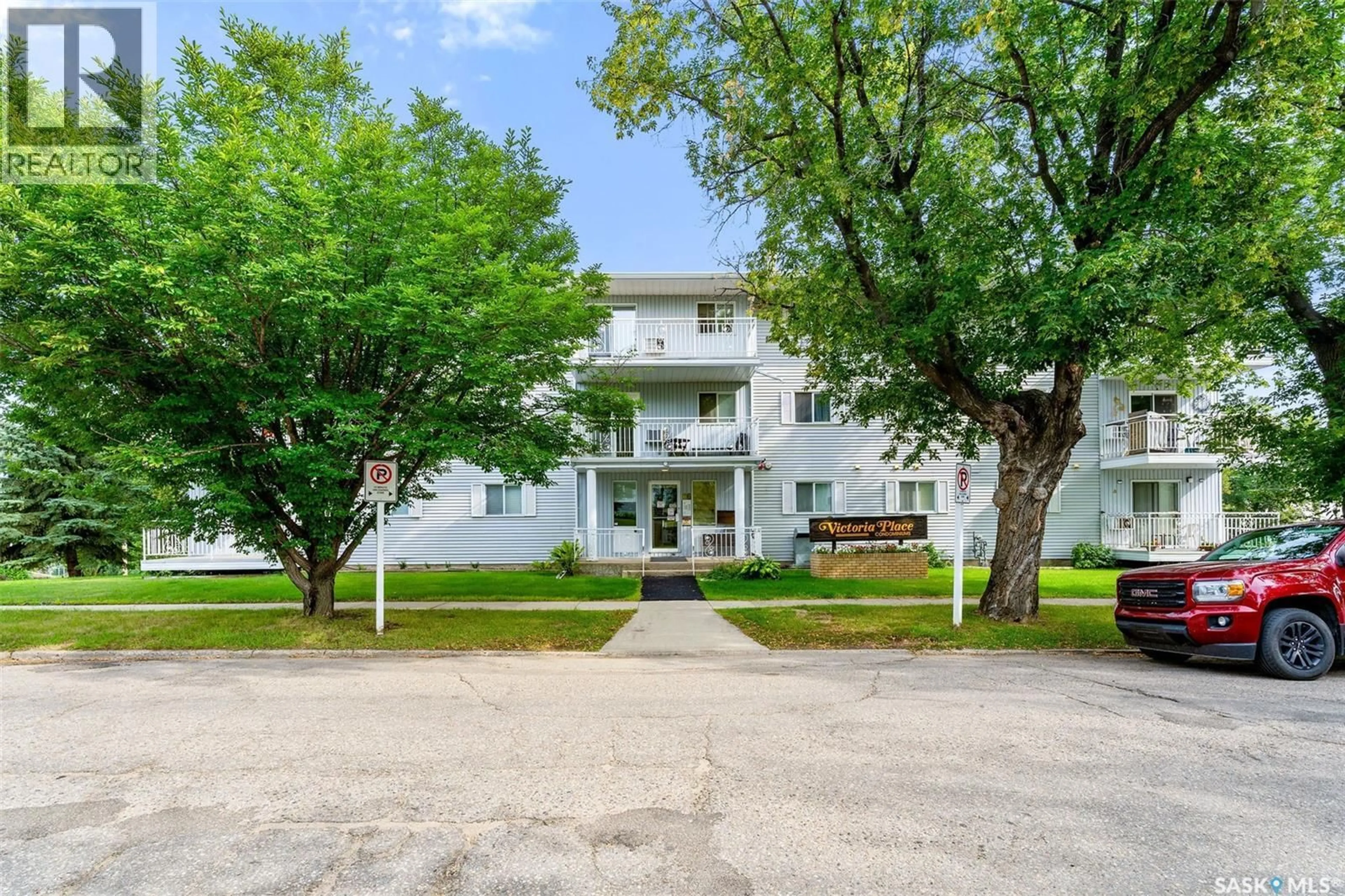 Patio, unknown for 99 - 306 19TH STREET, Prince Albert Saskatchewan S6V7T6