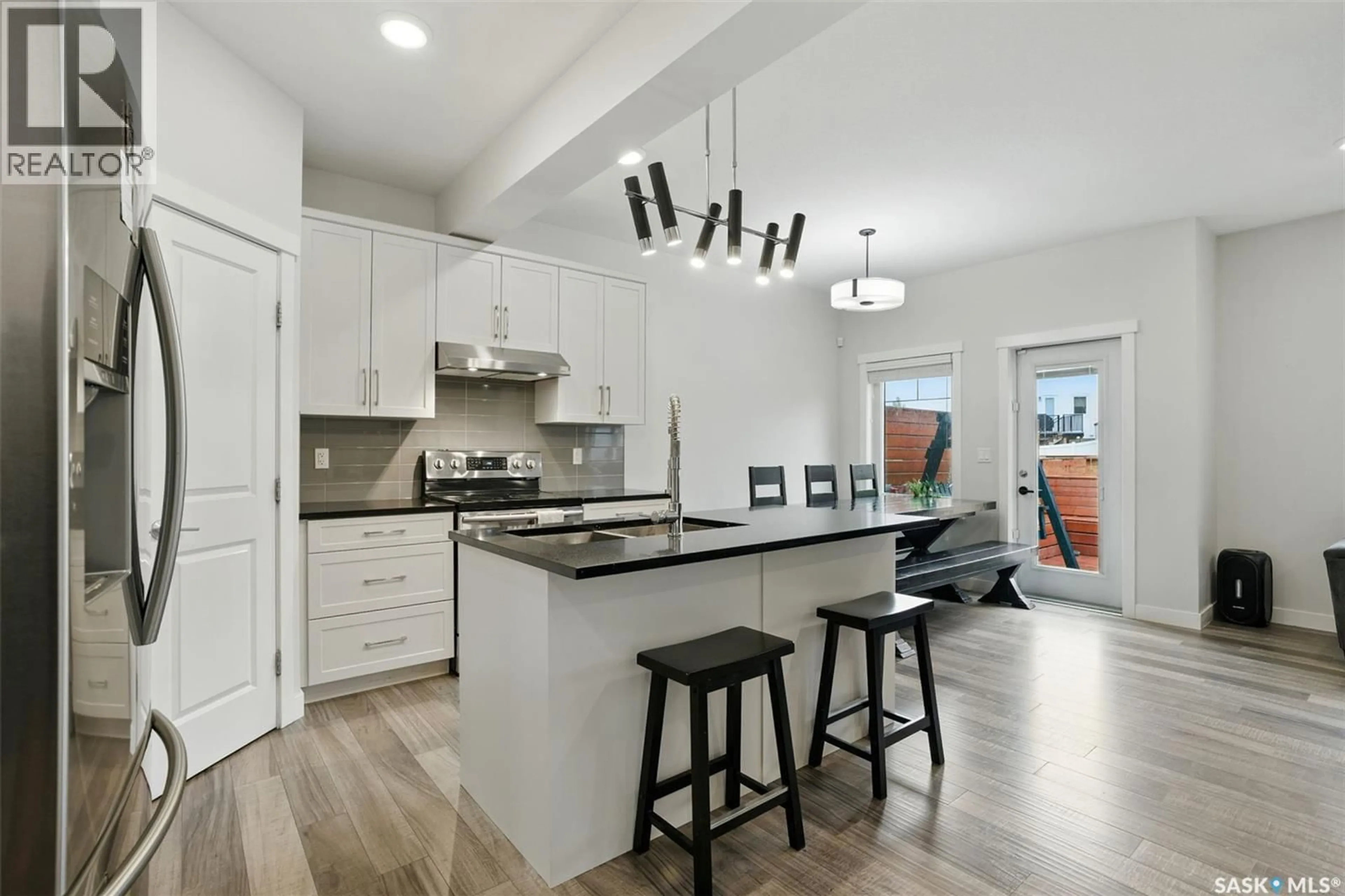 Open concept kitchen, ceramic/tile floor for 127 BURGESS CRESCENT, Saskatoon Saskatchewan S7V0S1