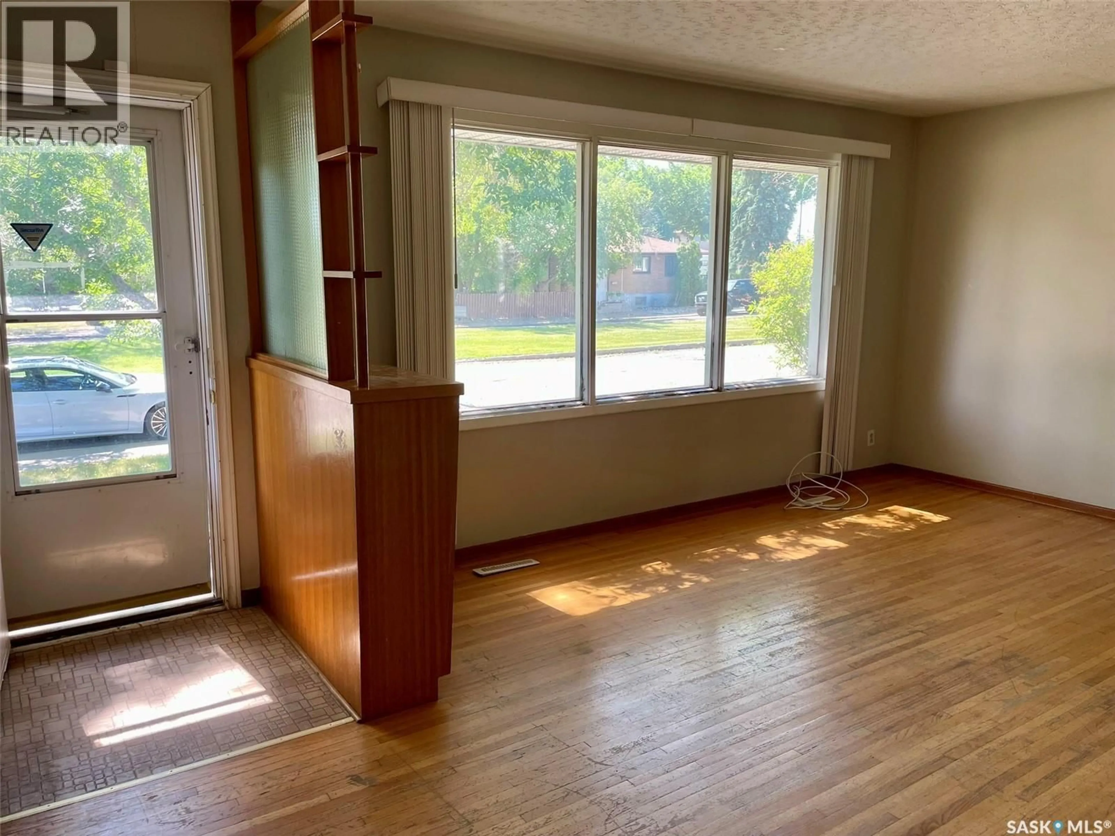 A pic of a room for 6 LABELLE PLACE, Regina Saskatchewan S4N1T8