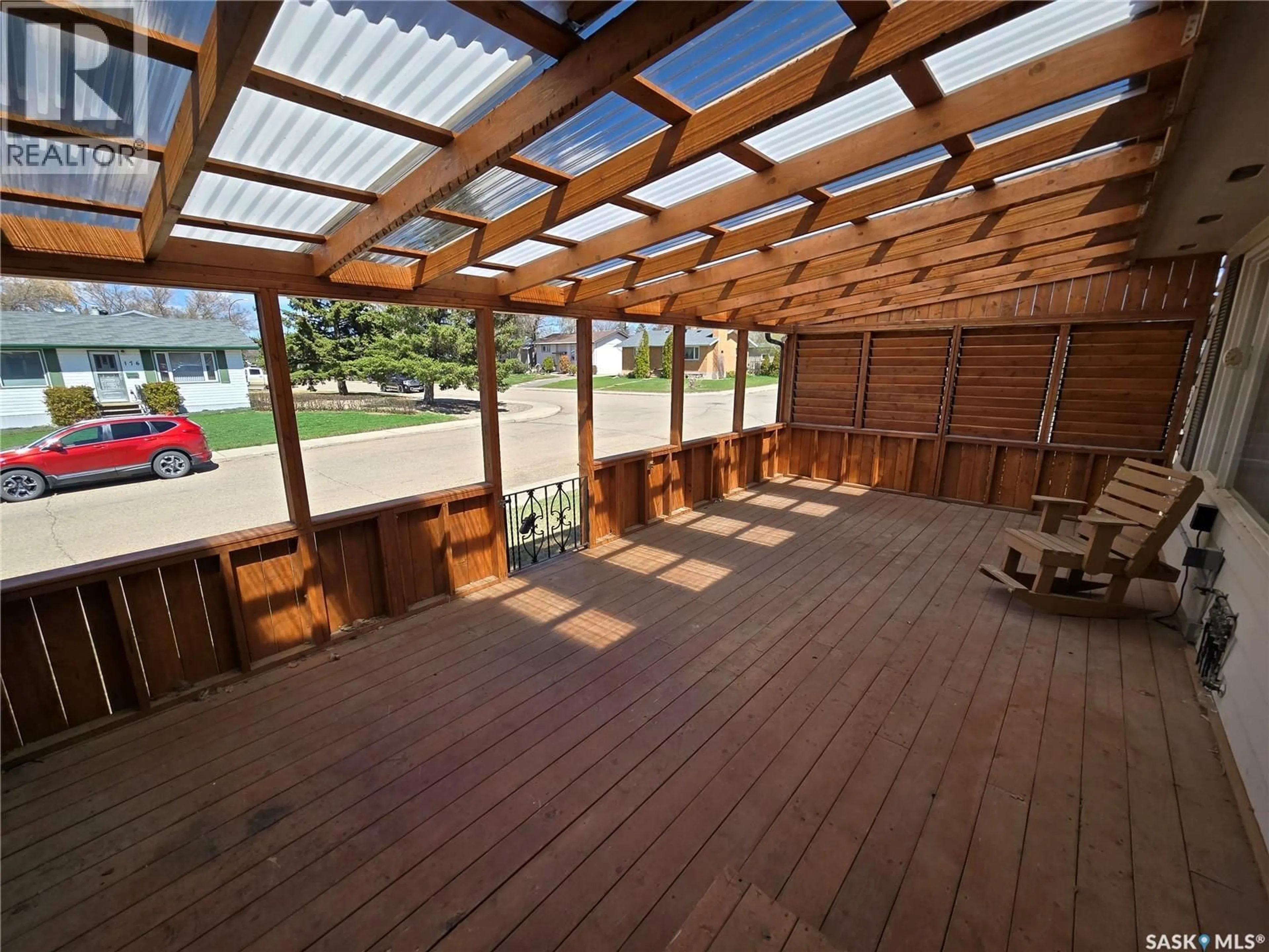Patio, unknown for 204 1ST AVENUE, Swift Current Saskatchewan S9H3H3