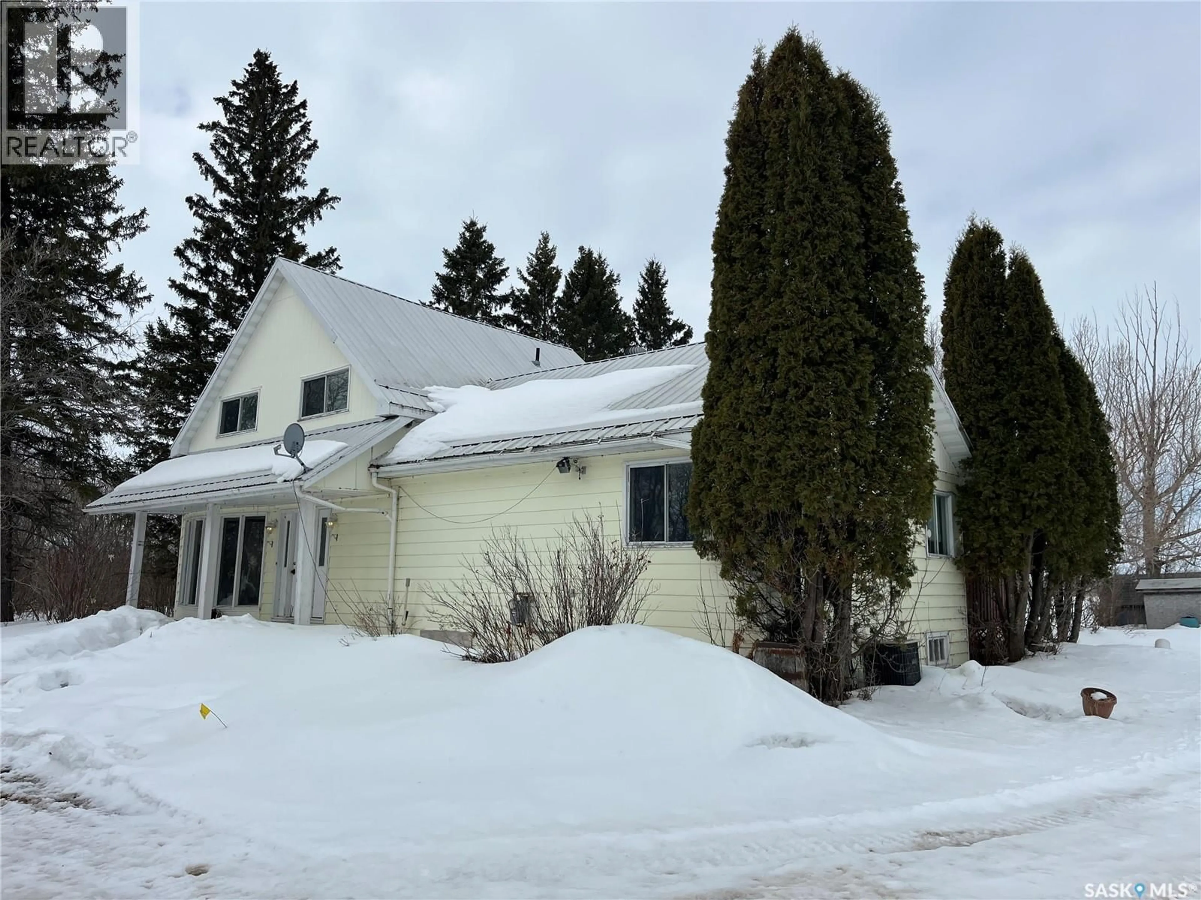 A pic from outside/outdoor area/front of a property/back of a property/a pic from drone, street for RURAL ADDRESS, Rose Valley Saskatchewan S0E1M0