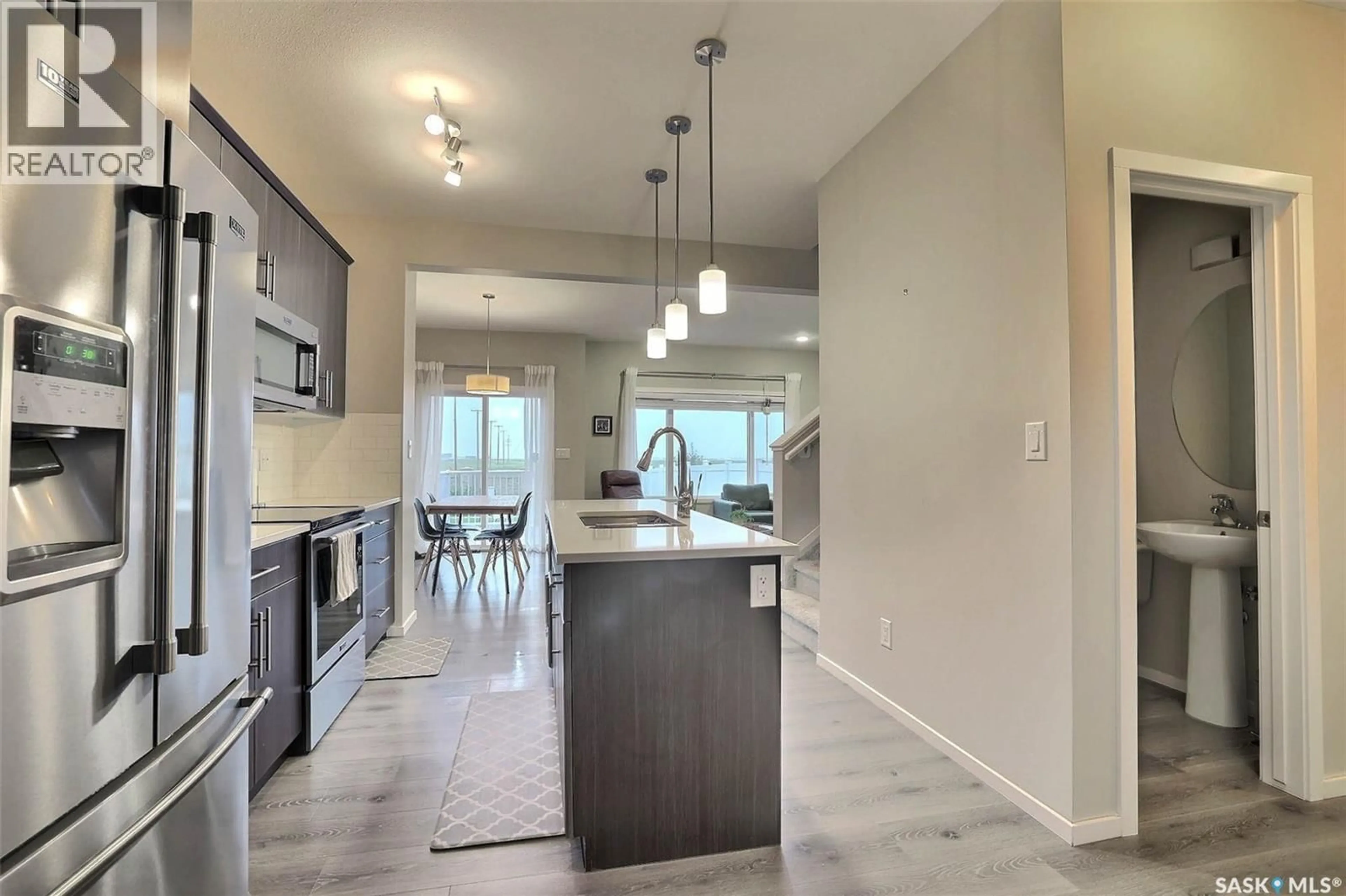 Open concept kitchen, ceramic/tile floor for 3311 GREEN TURTLE ROAD, Regina Saskatchewan S4V3N6