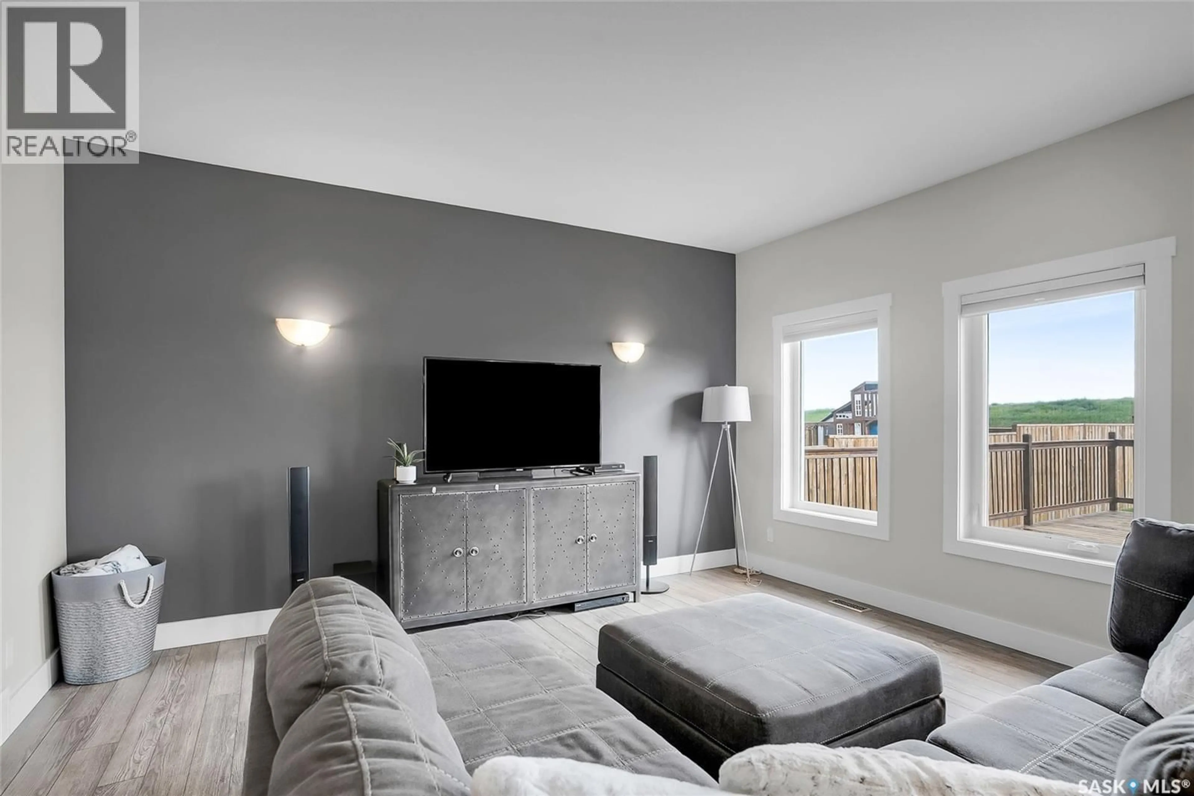 Living room with furniture, unknown for 303 KOLYNCHUK MANOR, Saskatoon Saskatchewan S7T0W3