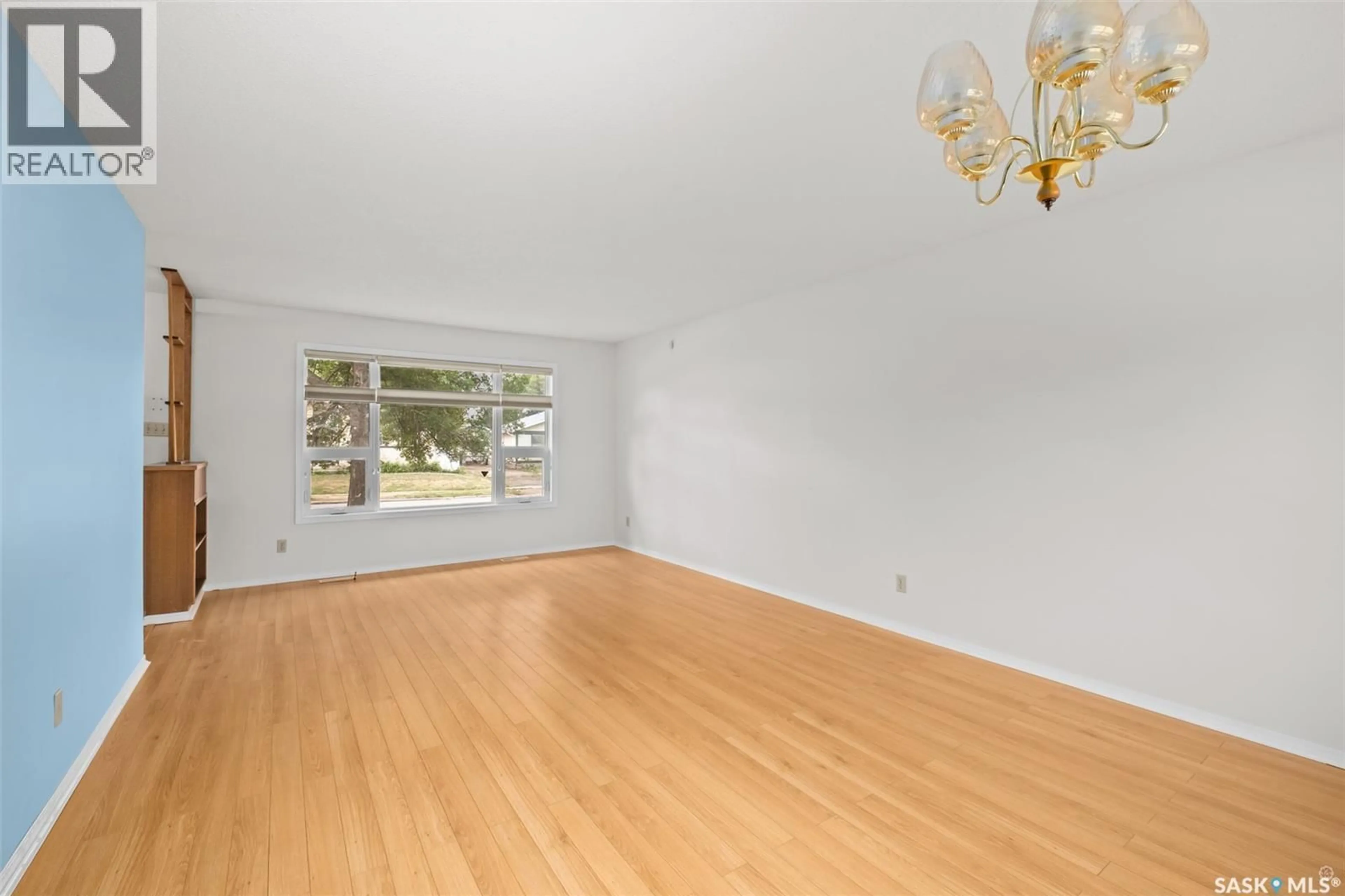 A pic of a room for 546 32ND STREET, Prince Albert Saskatchewan S6V5W5