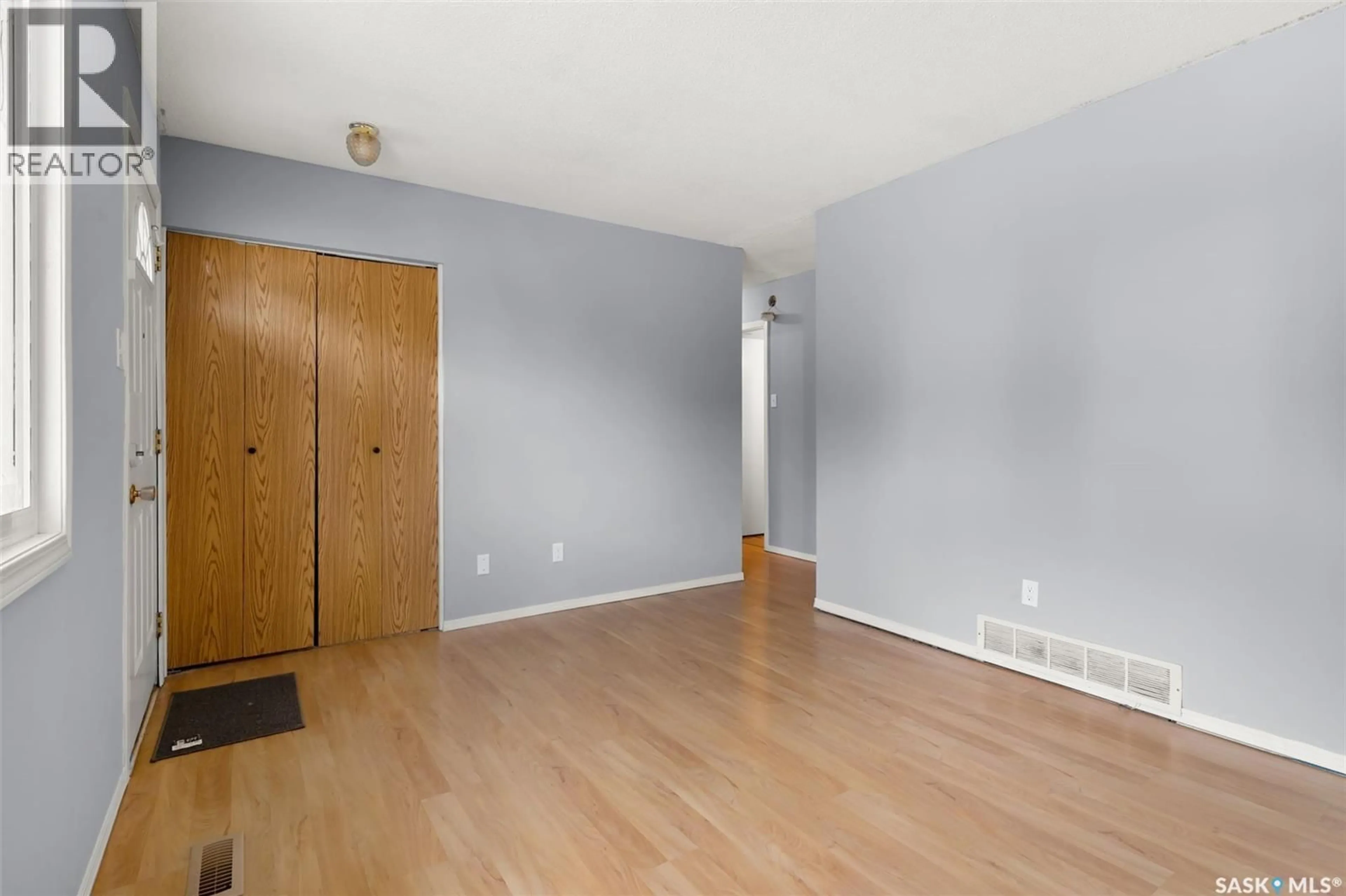 A pic of a room for 11 ROTHWELL CRESCENT, Regina Saskatchewan S4N1R5