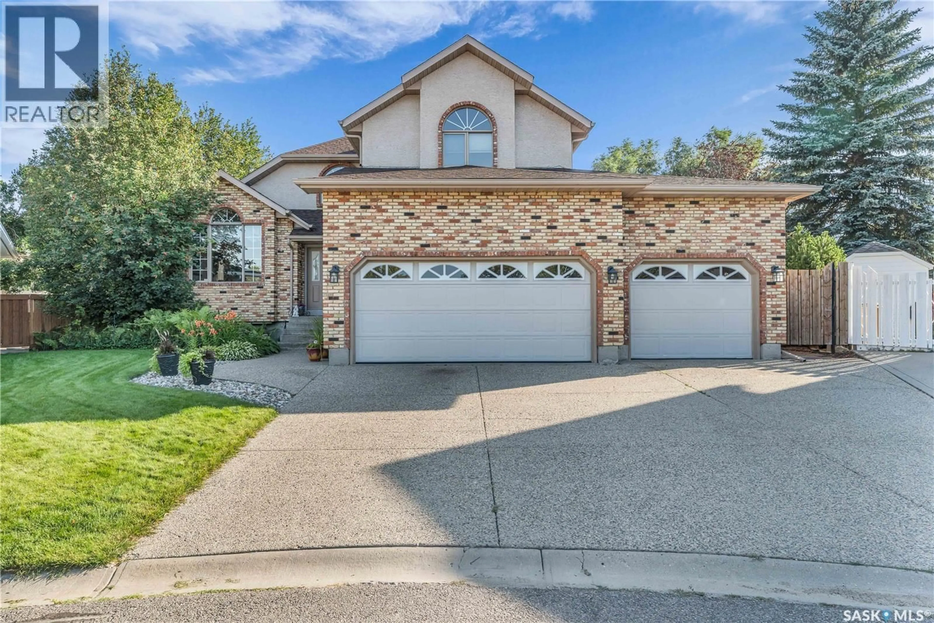 Home with brick exterior material, street for 5524 BUSCH PLACE, Regina Saskatchewan S4X4G9