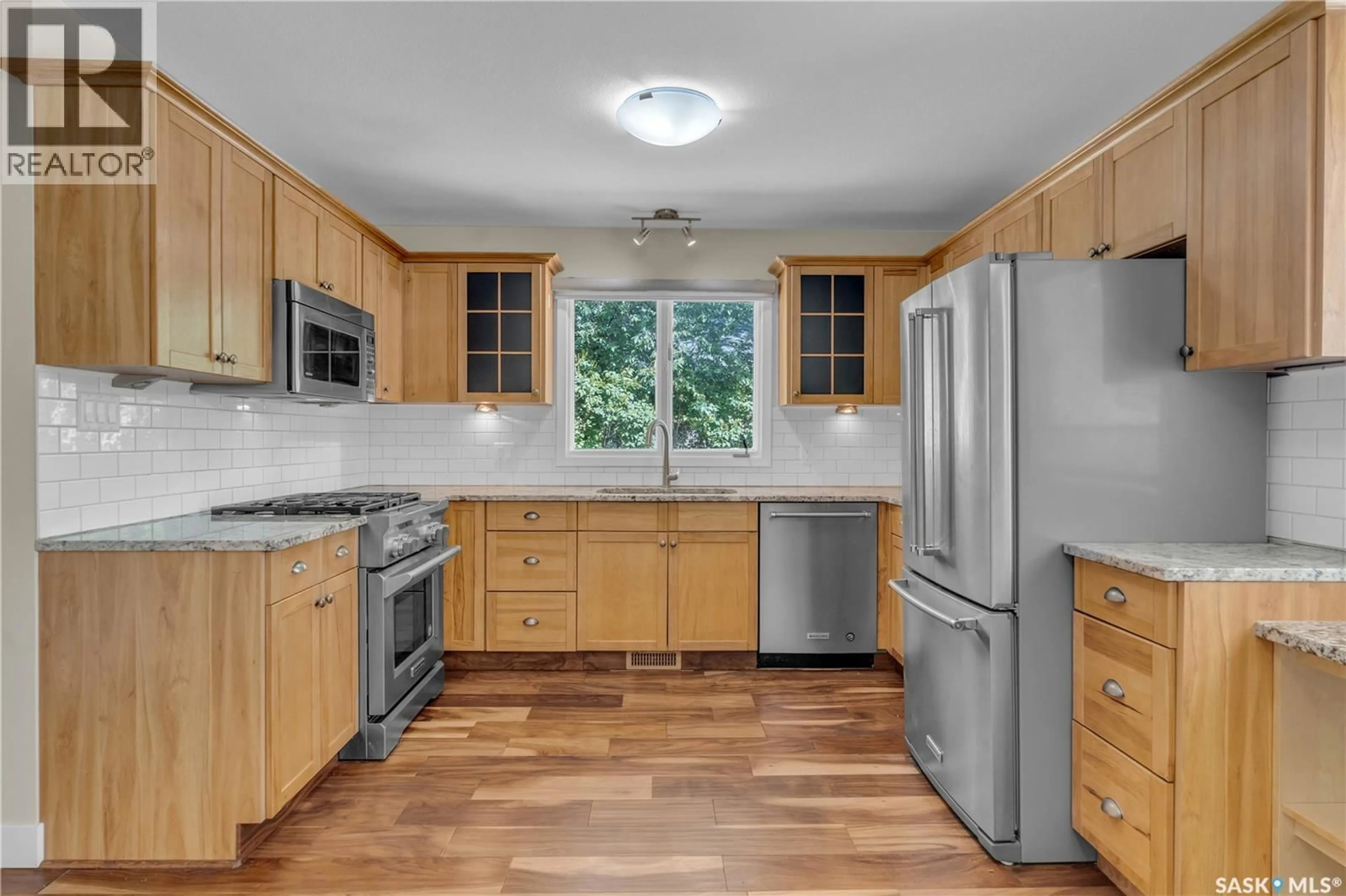 Standard kitchen, unknown for 100 2ND AVENUE, Lumsden Saskatchewan S0G3C0