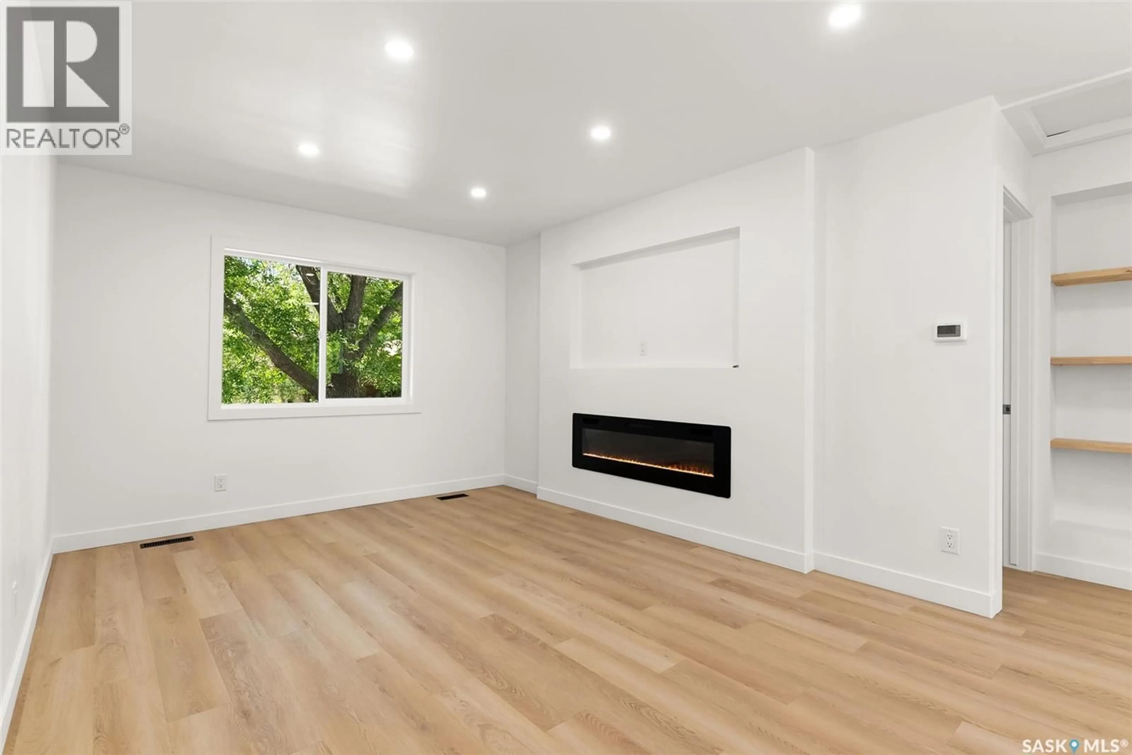 A pic of a room for 951 HOPKINS CRESCENT, Regina Saskatchewan S4X2N2