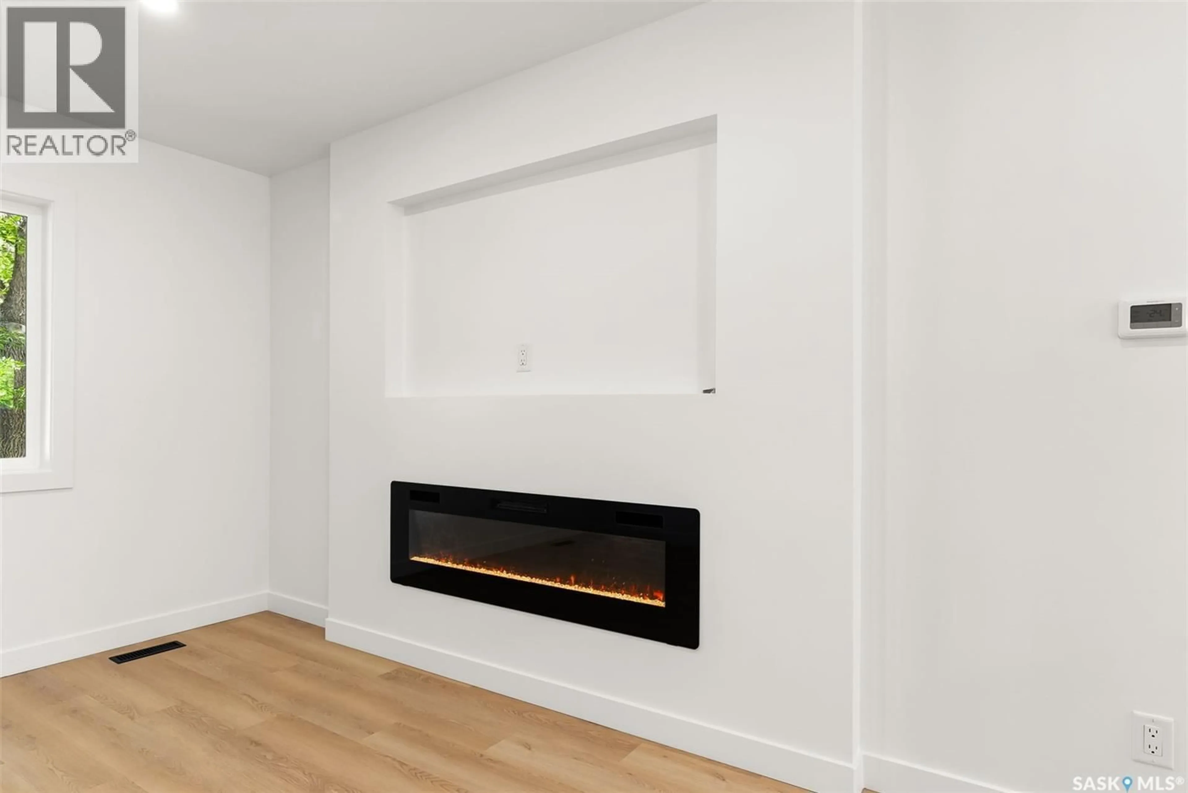 A pic of a room for 951 HOPKINS CRESCENT, Regina Saskatchewan S4X2N2